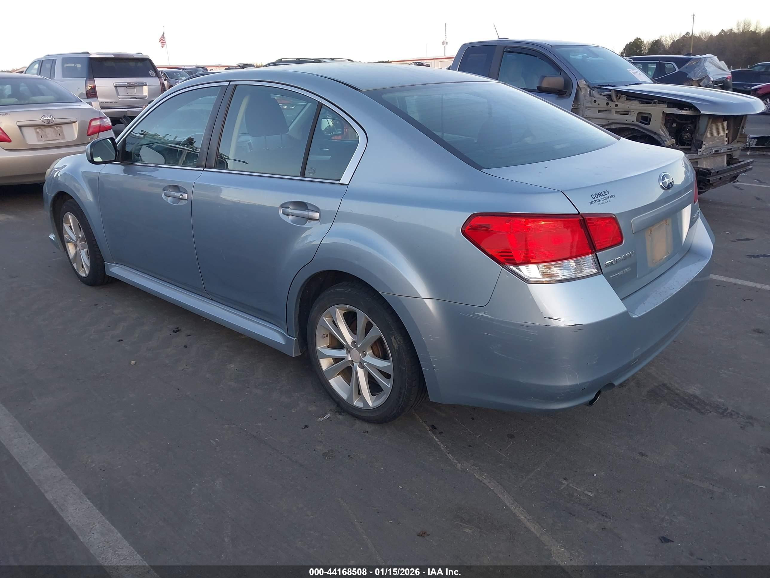 SUBARU LEGACY image 3