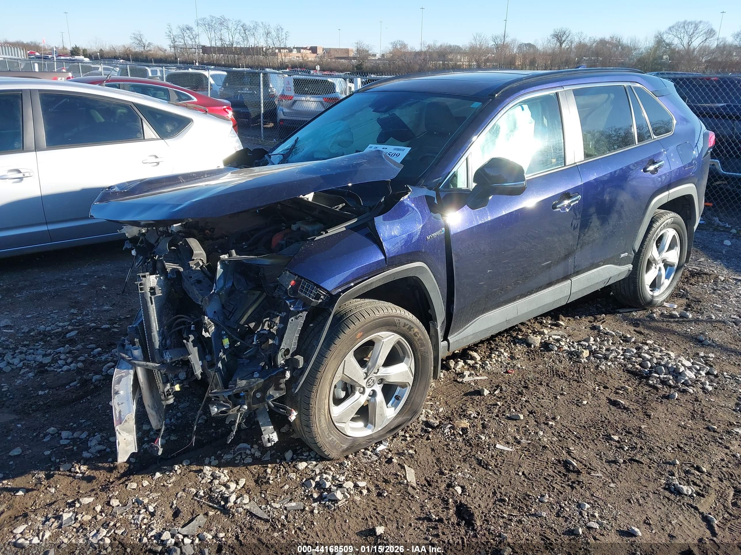 TOYOTA RAV4 image 2