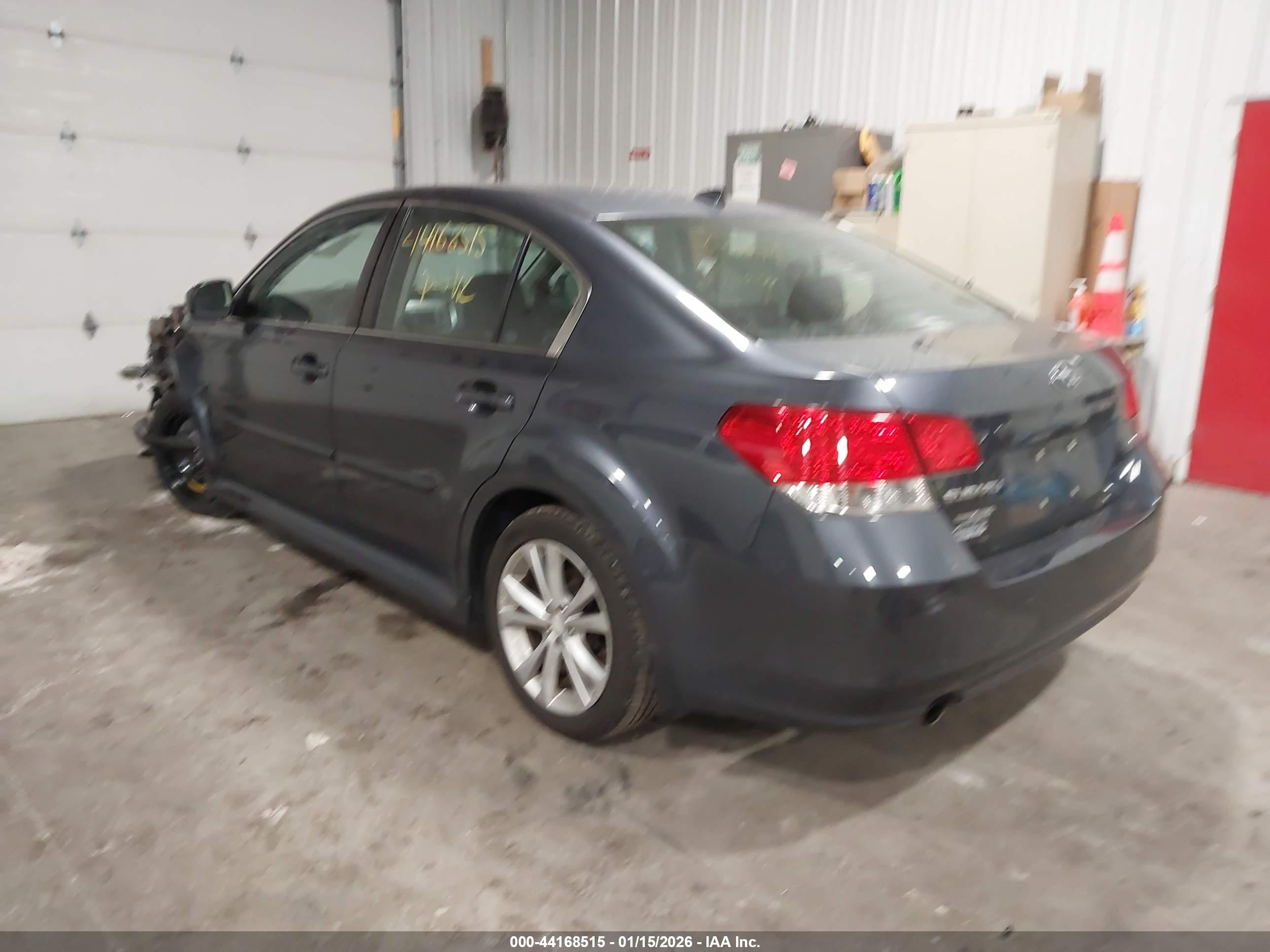 SUBARU LEGACY image 3