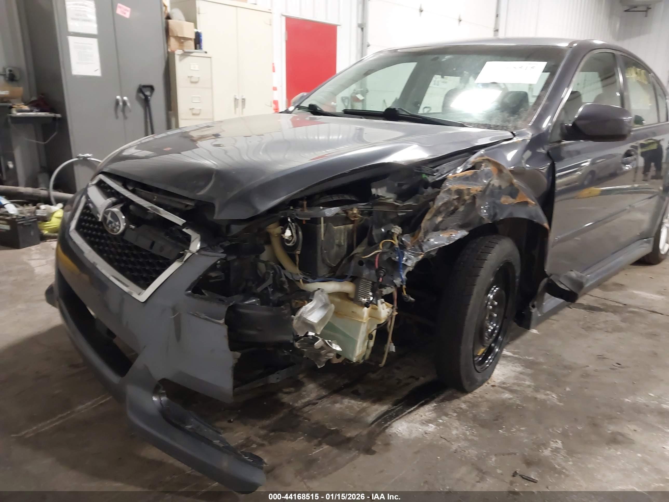 SUBARU LEGACY image 6