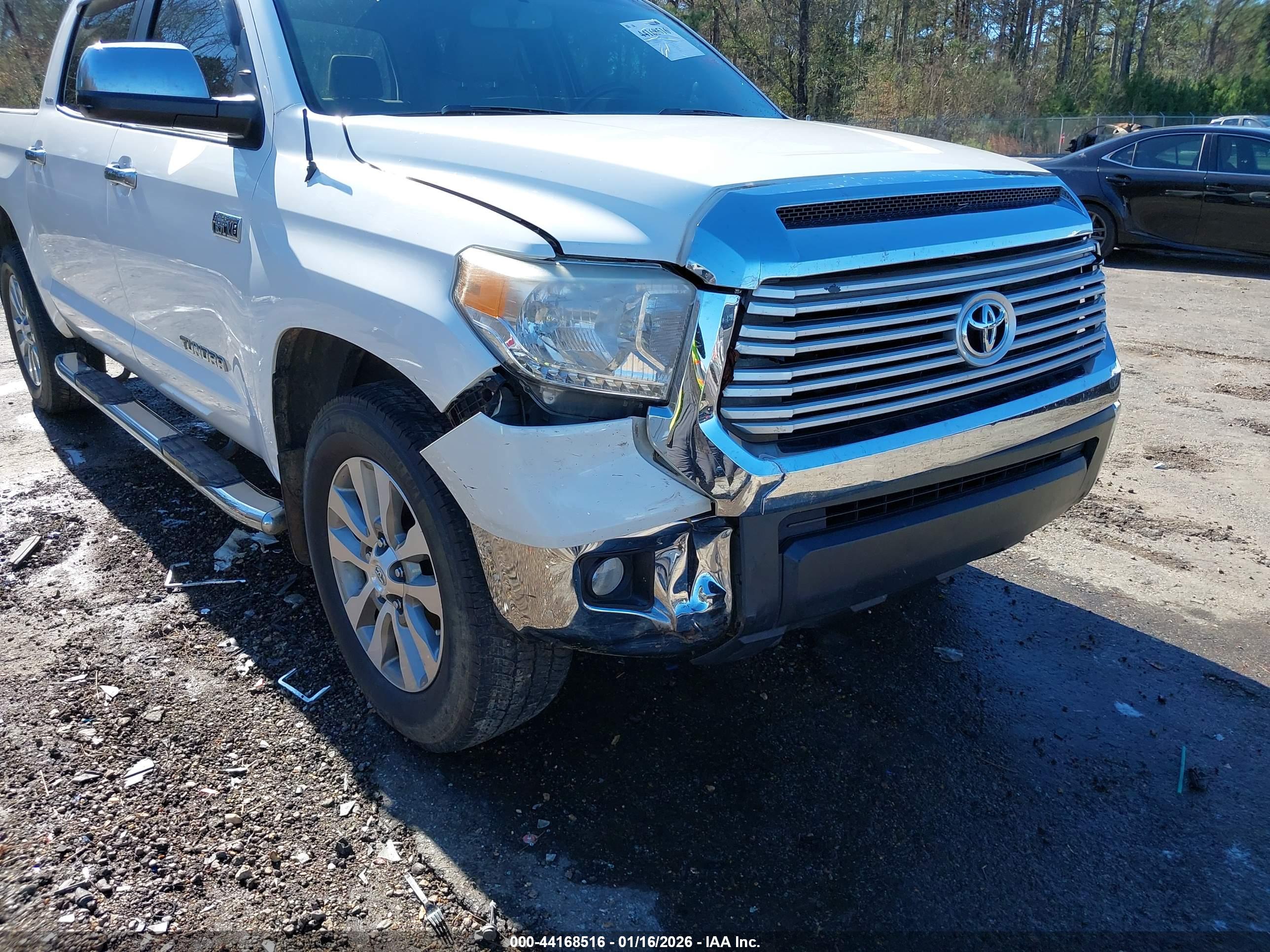 TOYOTA TUNDRA image 6