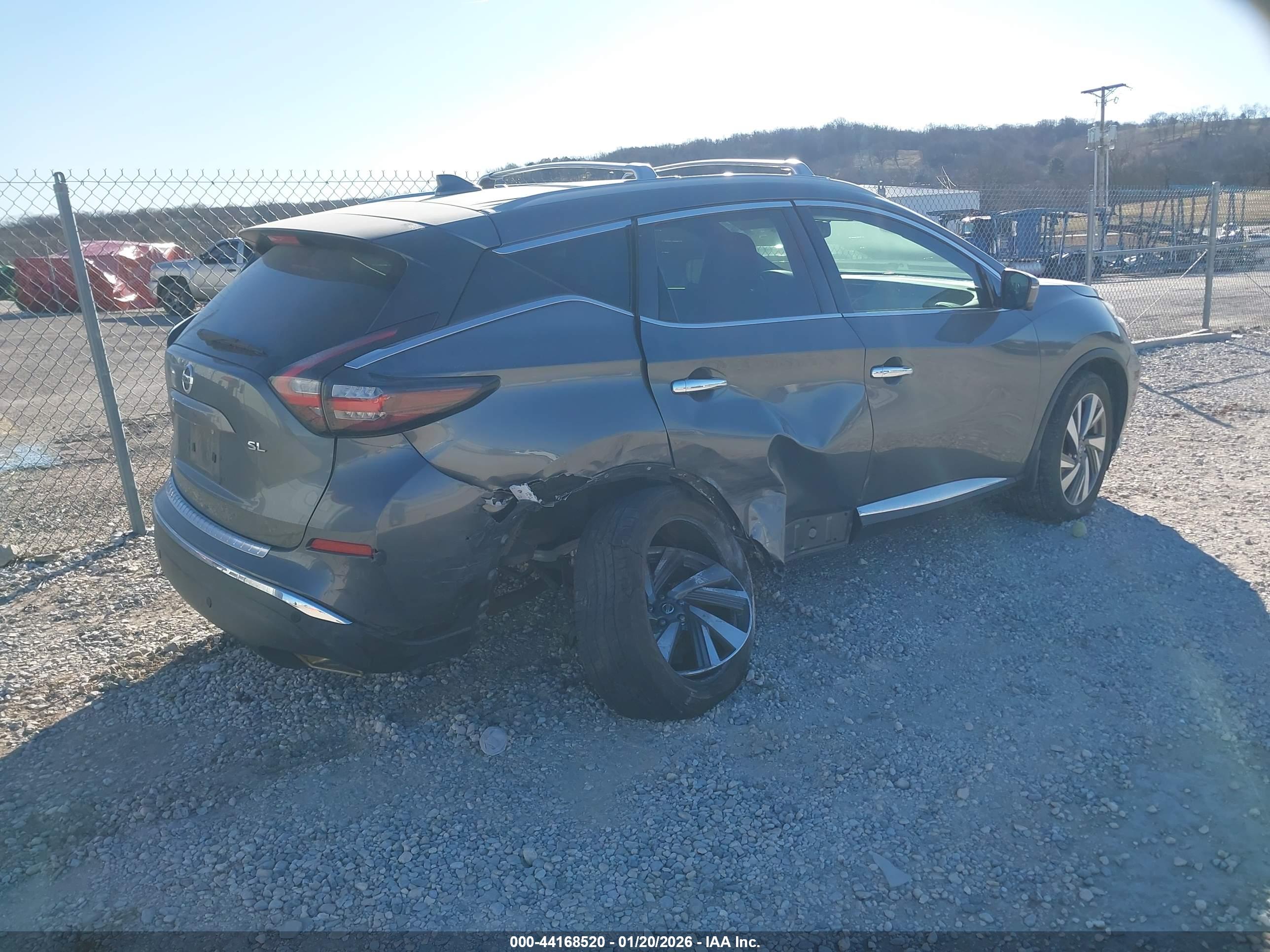 NISSAN MURANO image 4