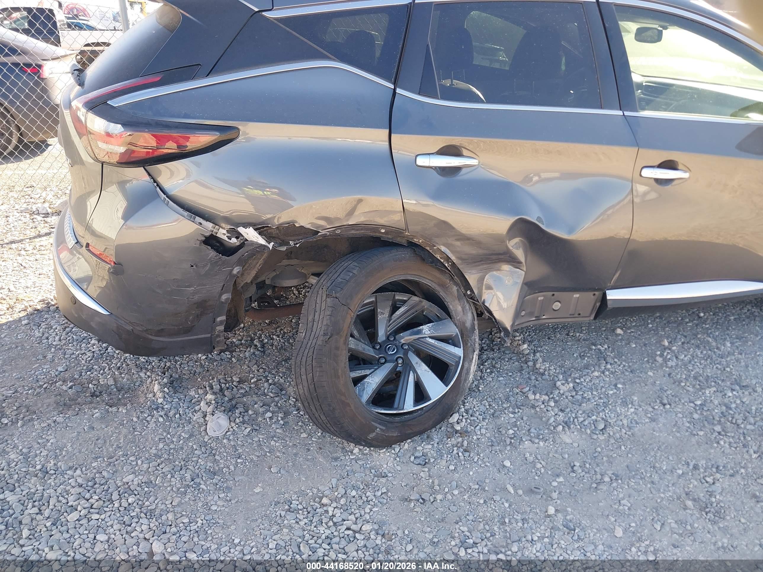 NISSAN MURANO image 6