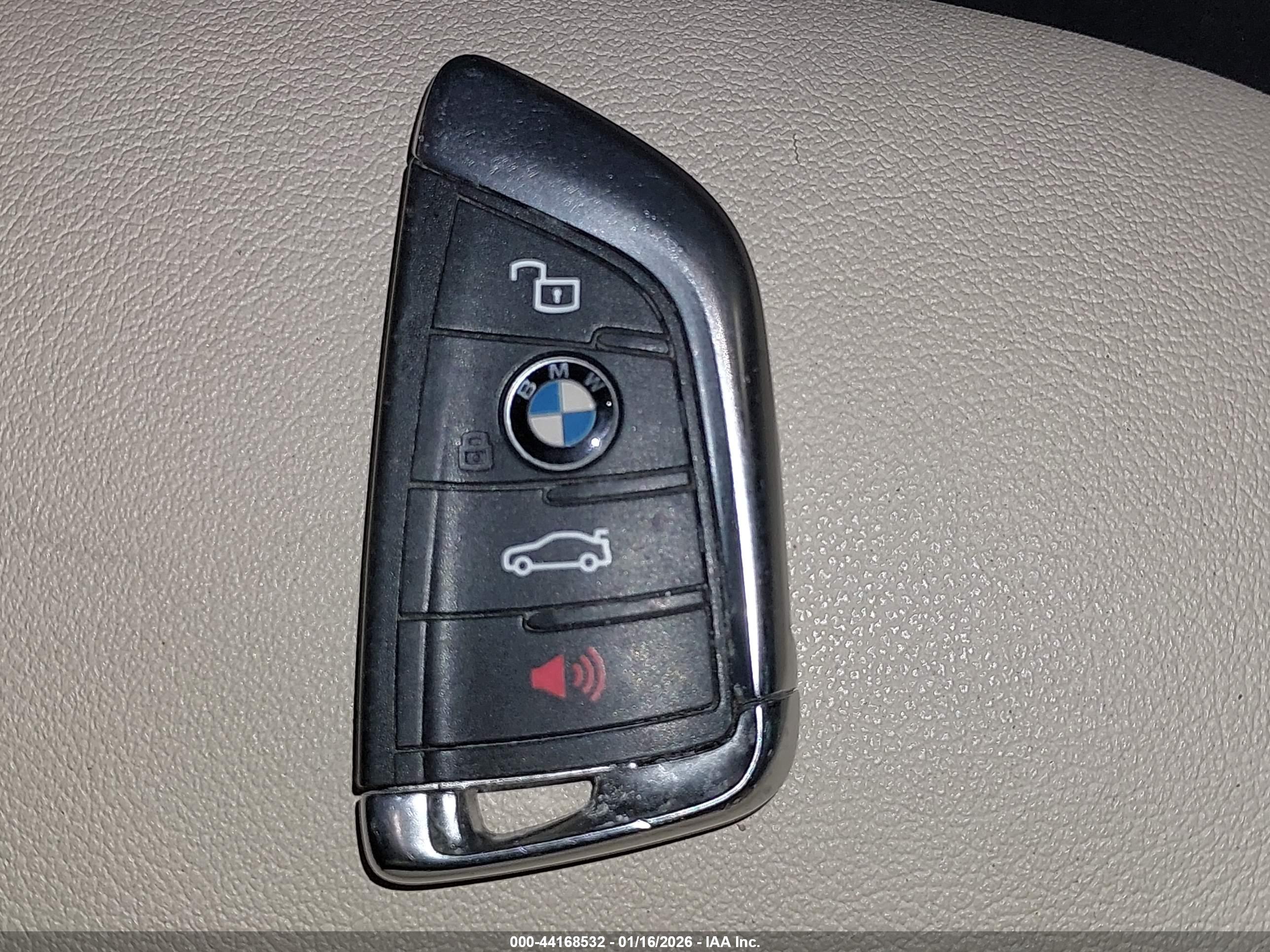 BMW 330I image 11