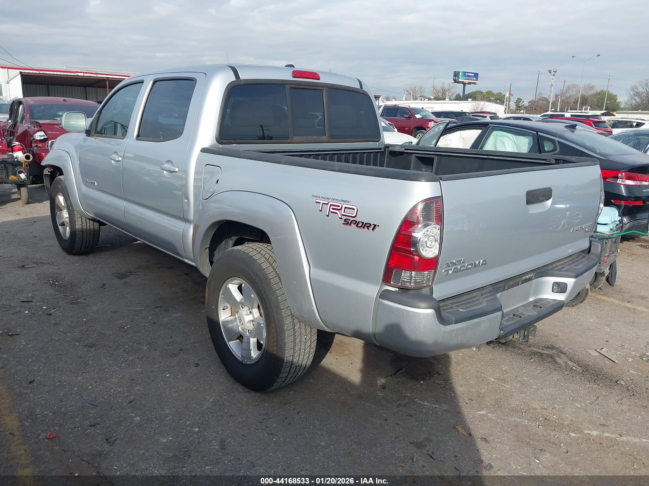 TOYOTA TACOMA image 3