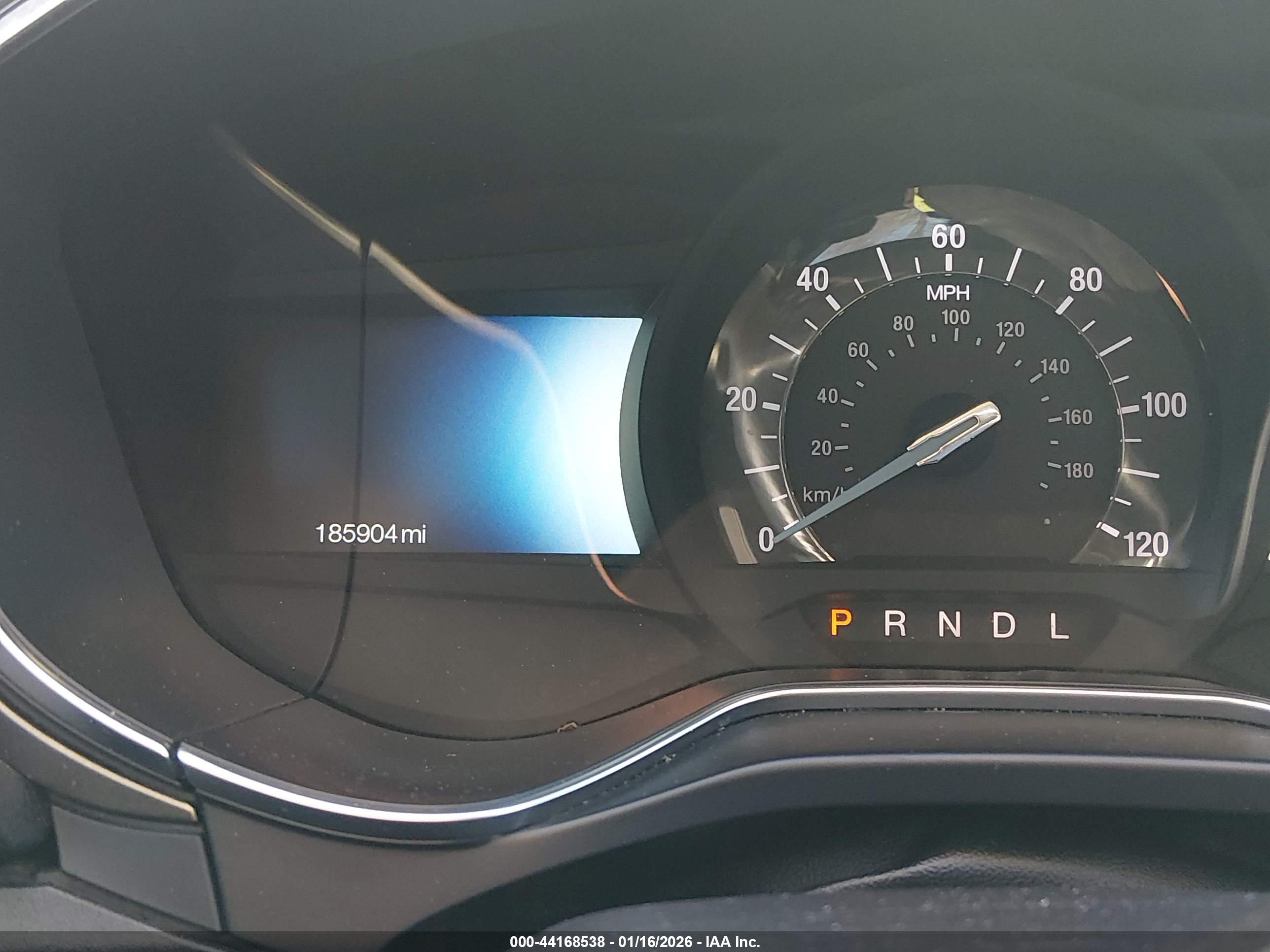 FORD FUSION image 7