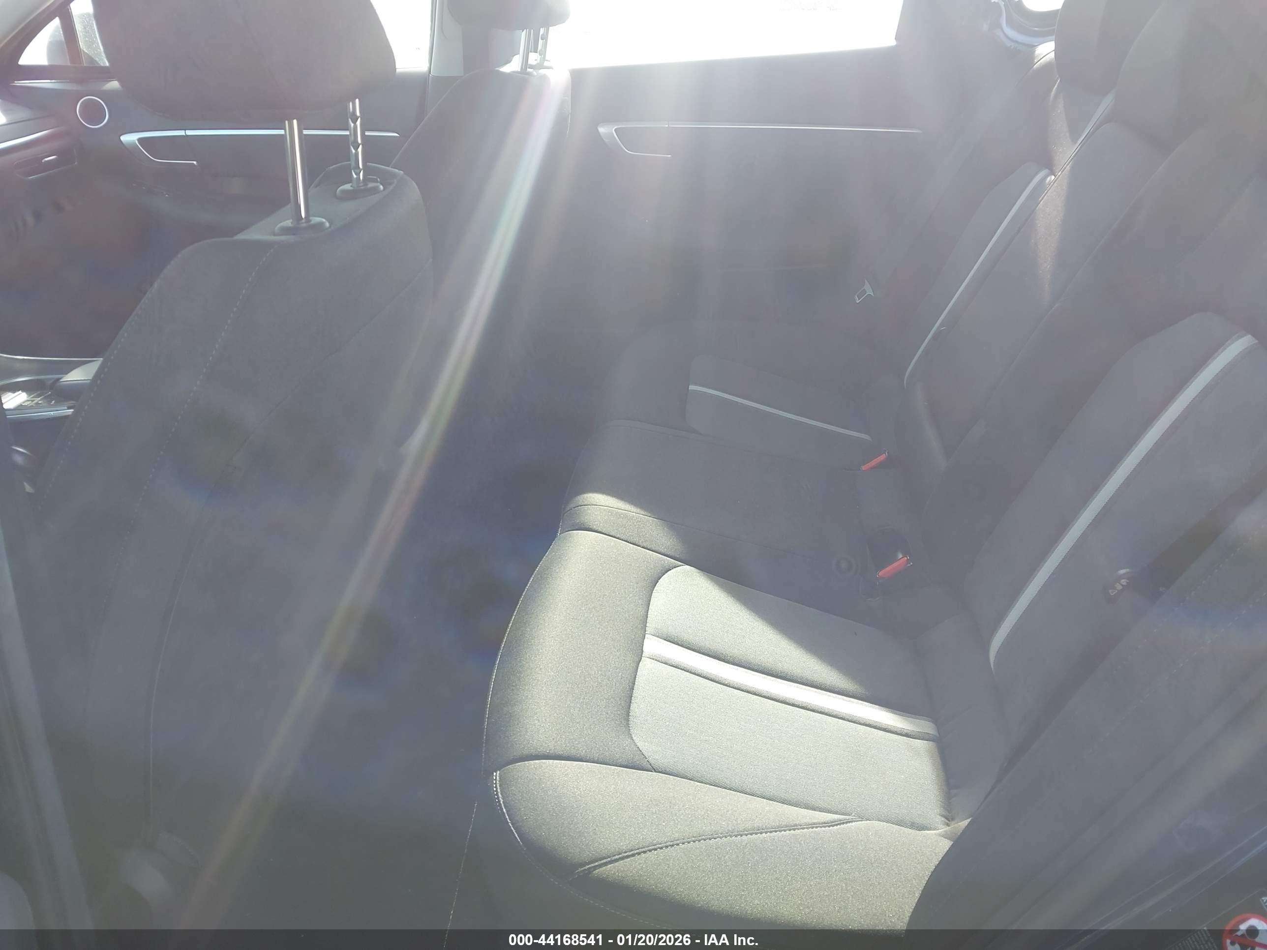 HYUNDAI SONATA image 8