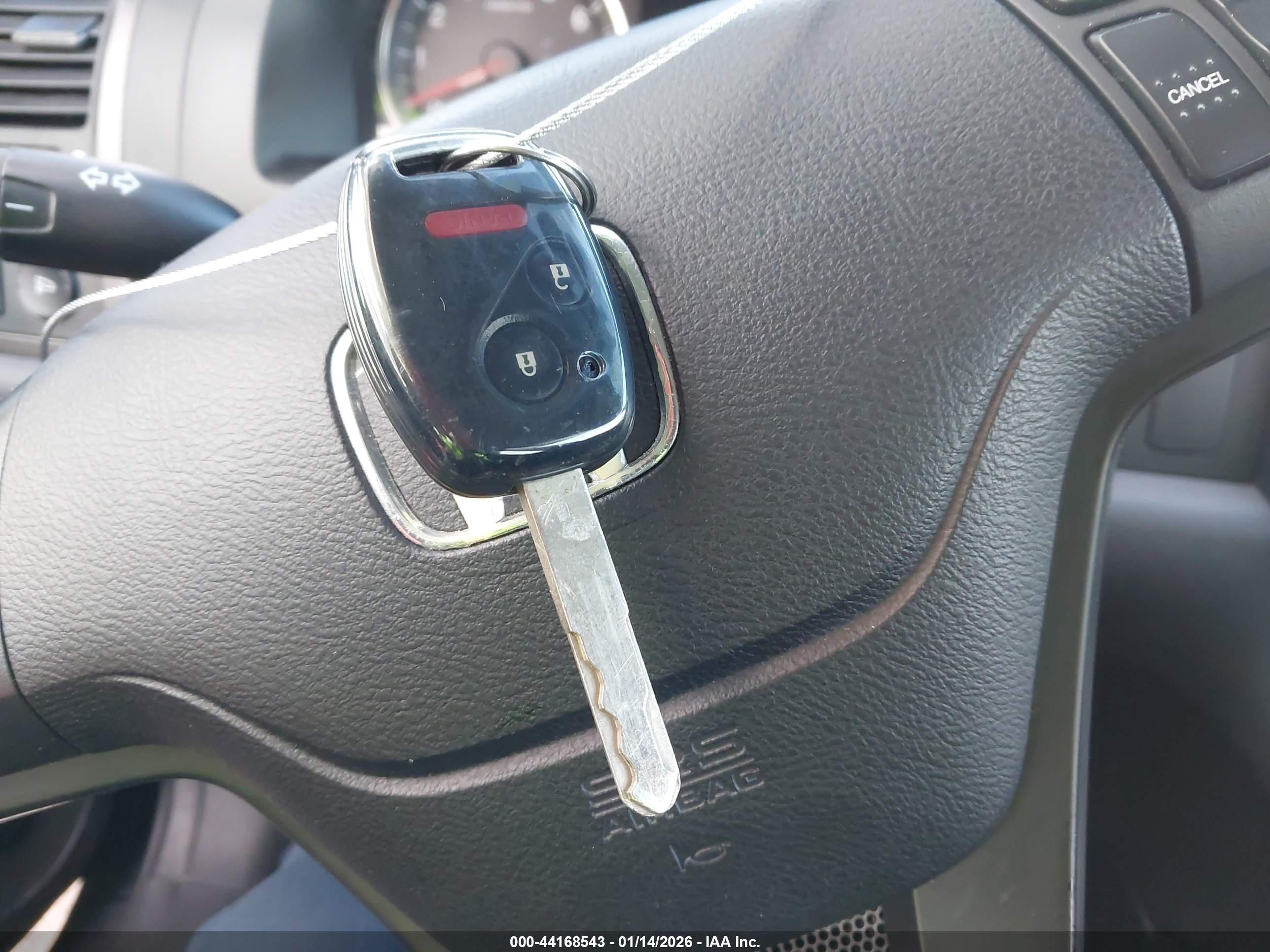 HONDA CR-V image 11