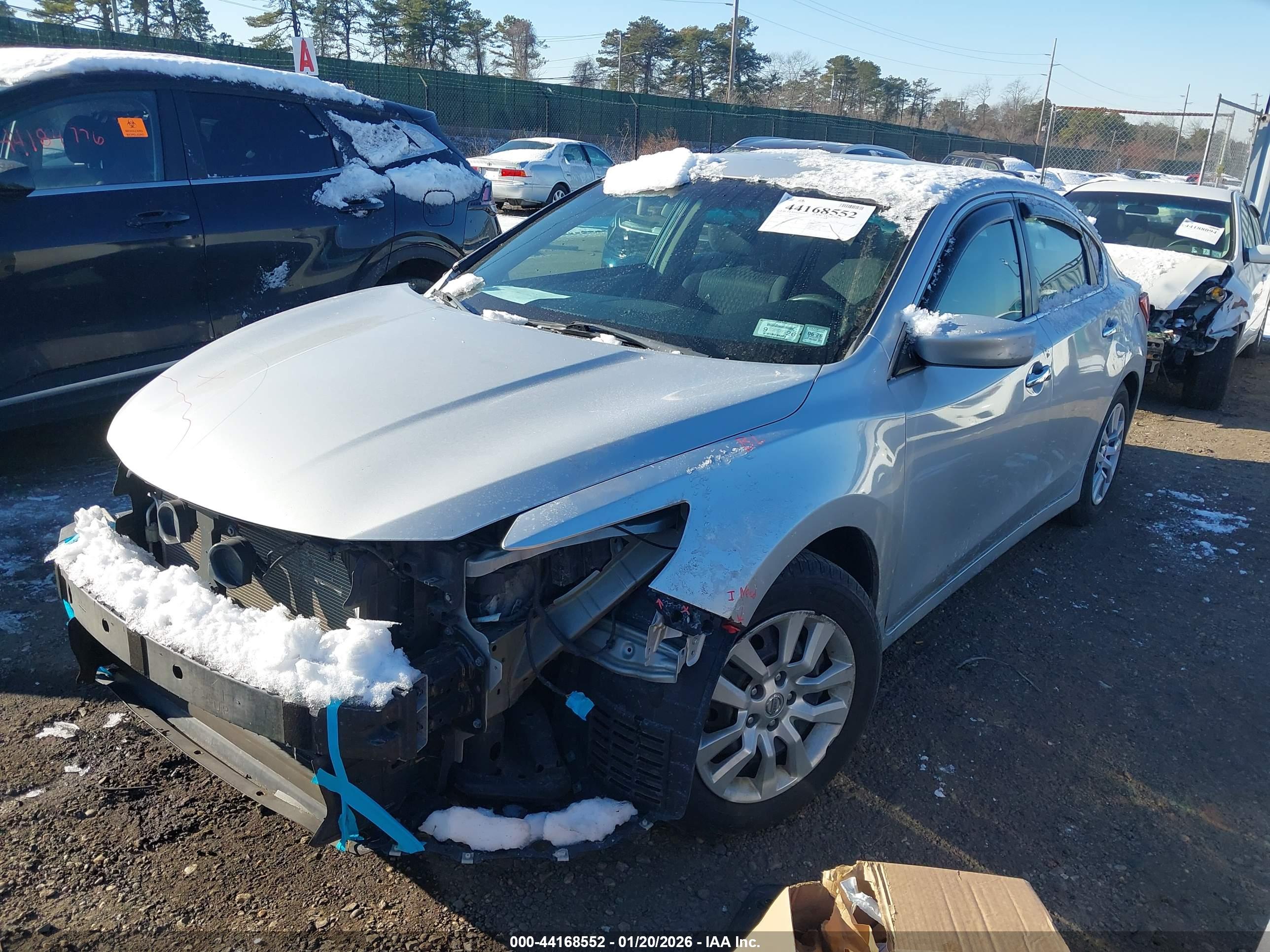NISSAN ALTIMA image 2