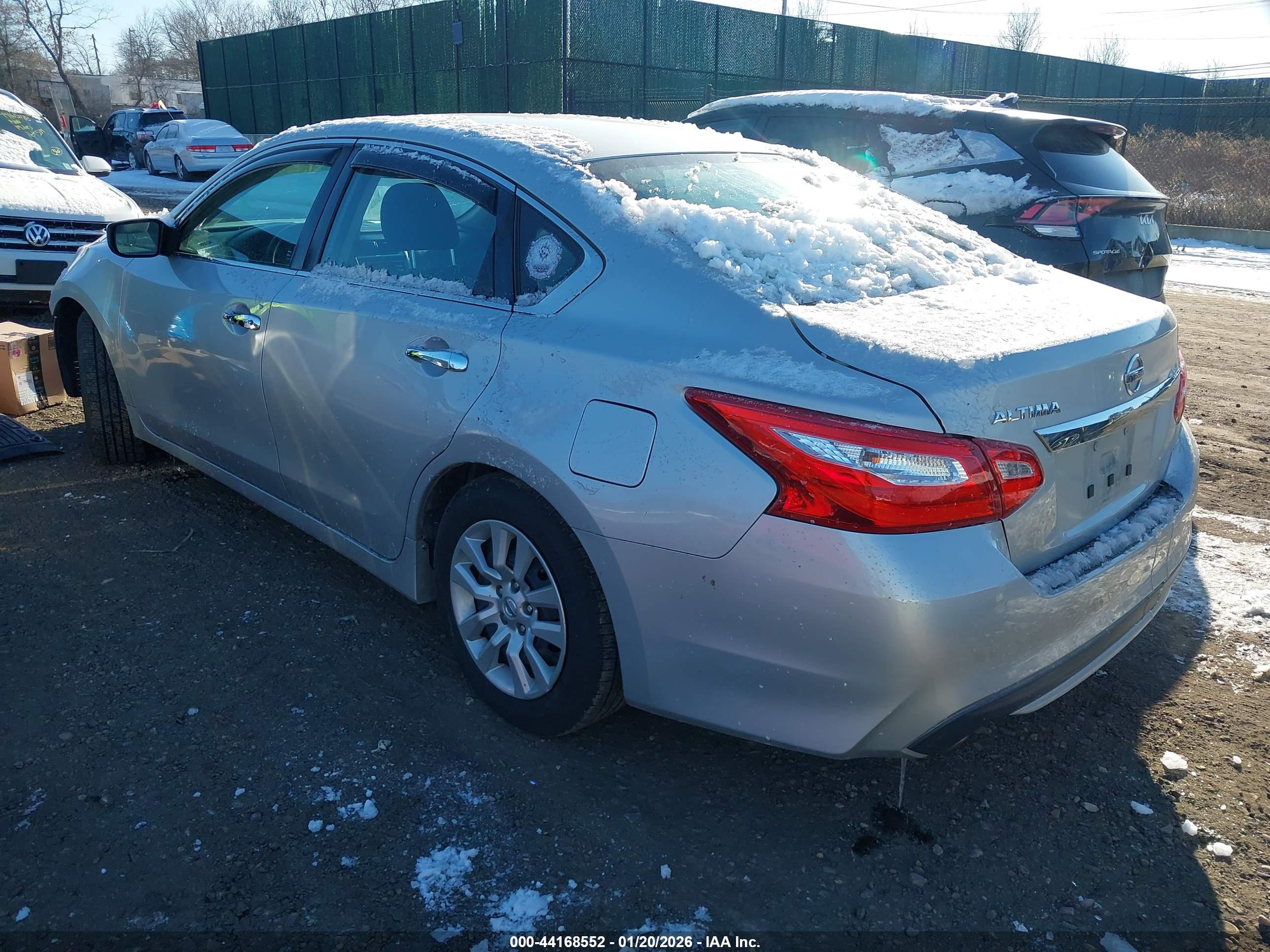 NISSAN ALTIMA image 3