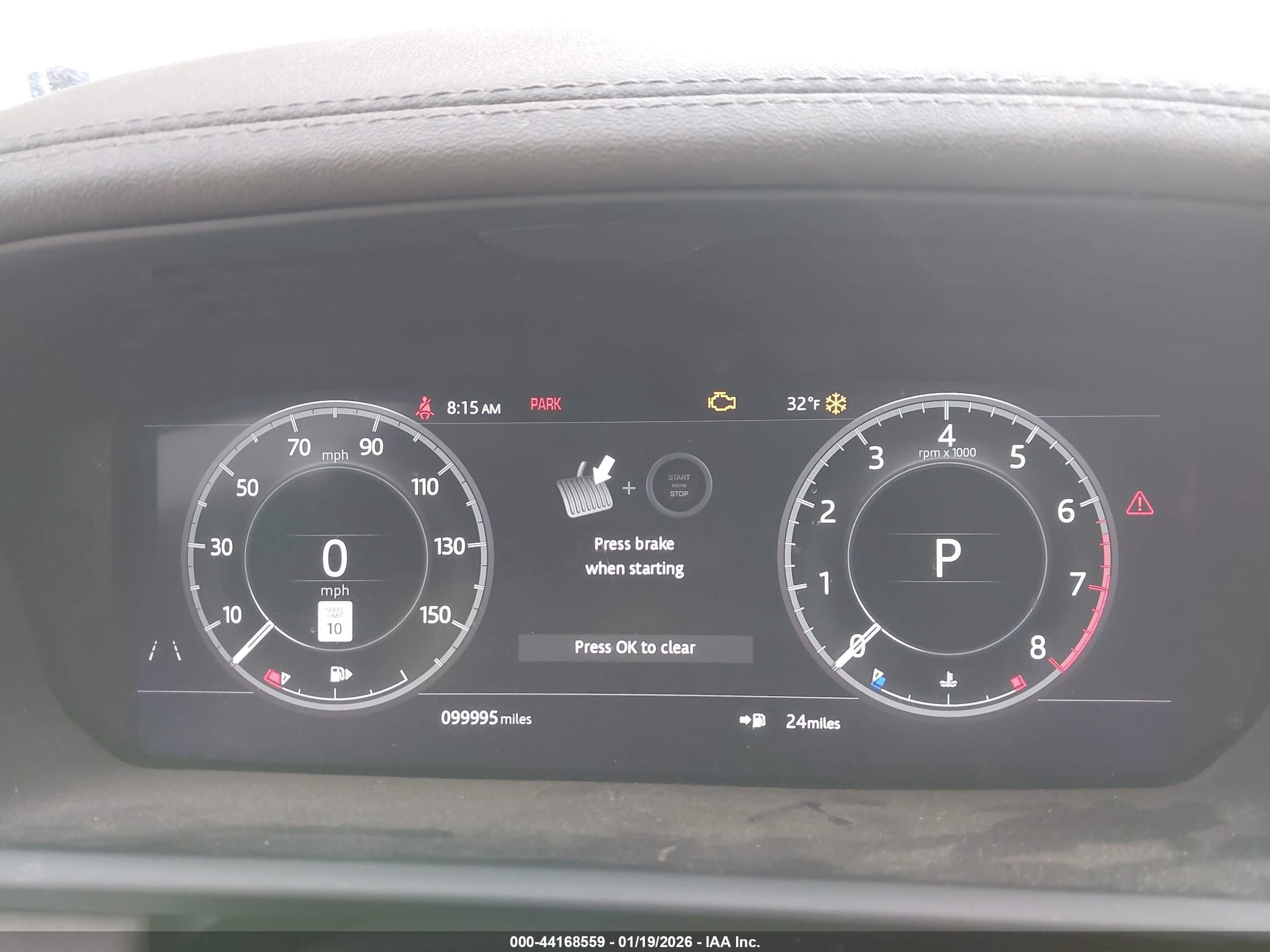 LAND ROVER image 7
