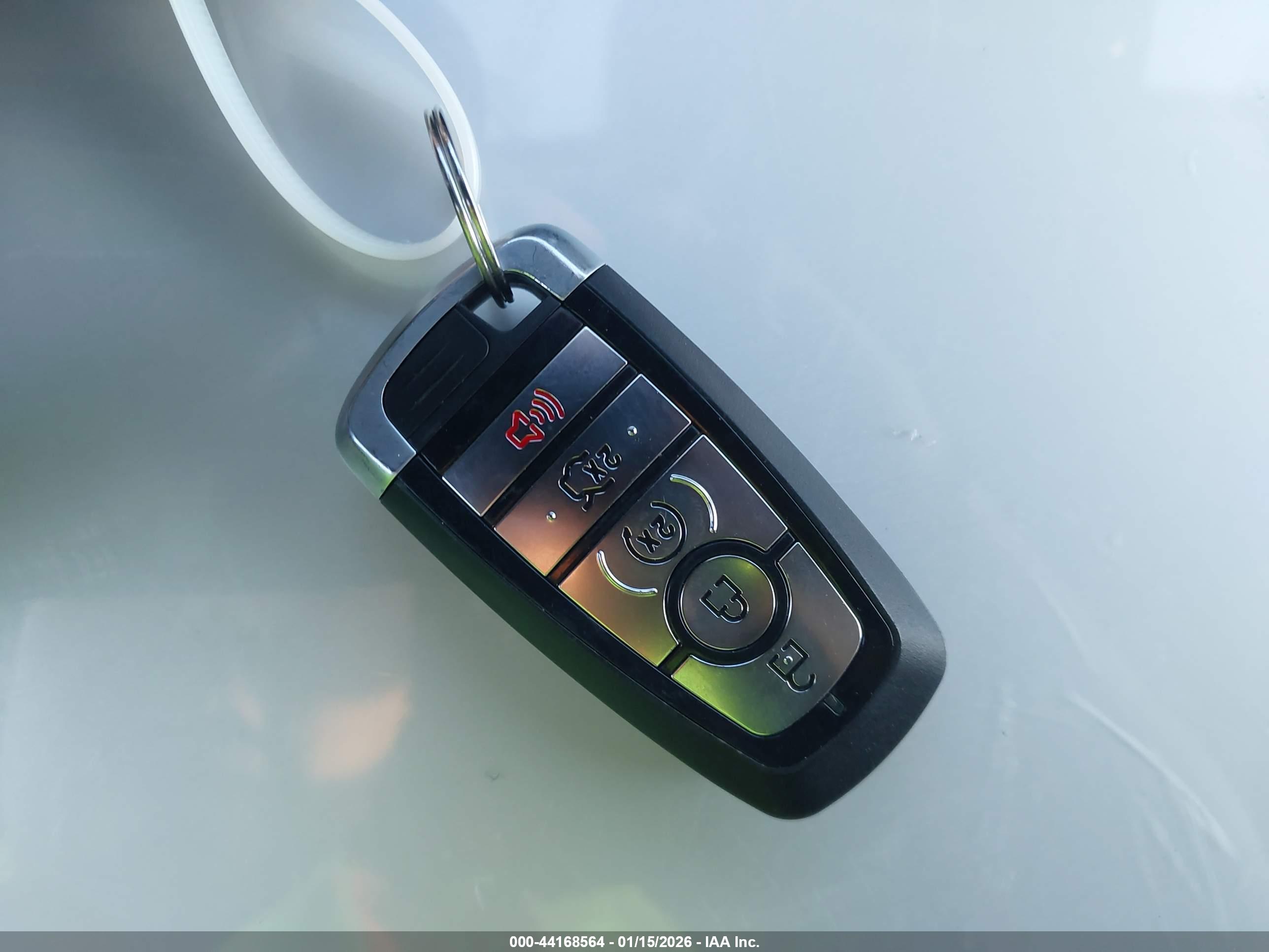 FORD EXPLORER image 11
