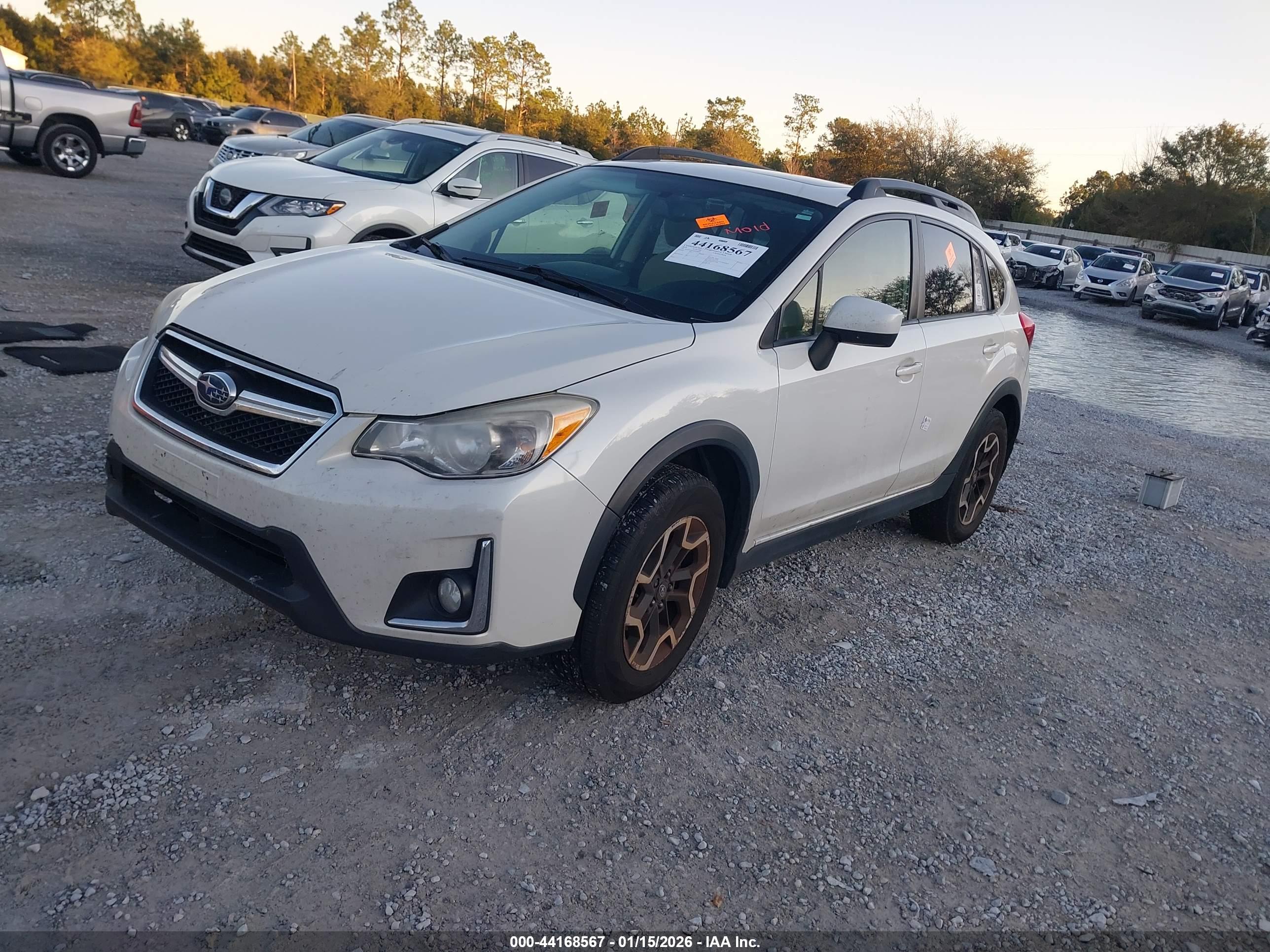 SUBARU CROSSTREK image 2