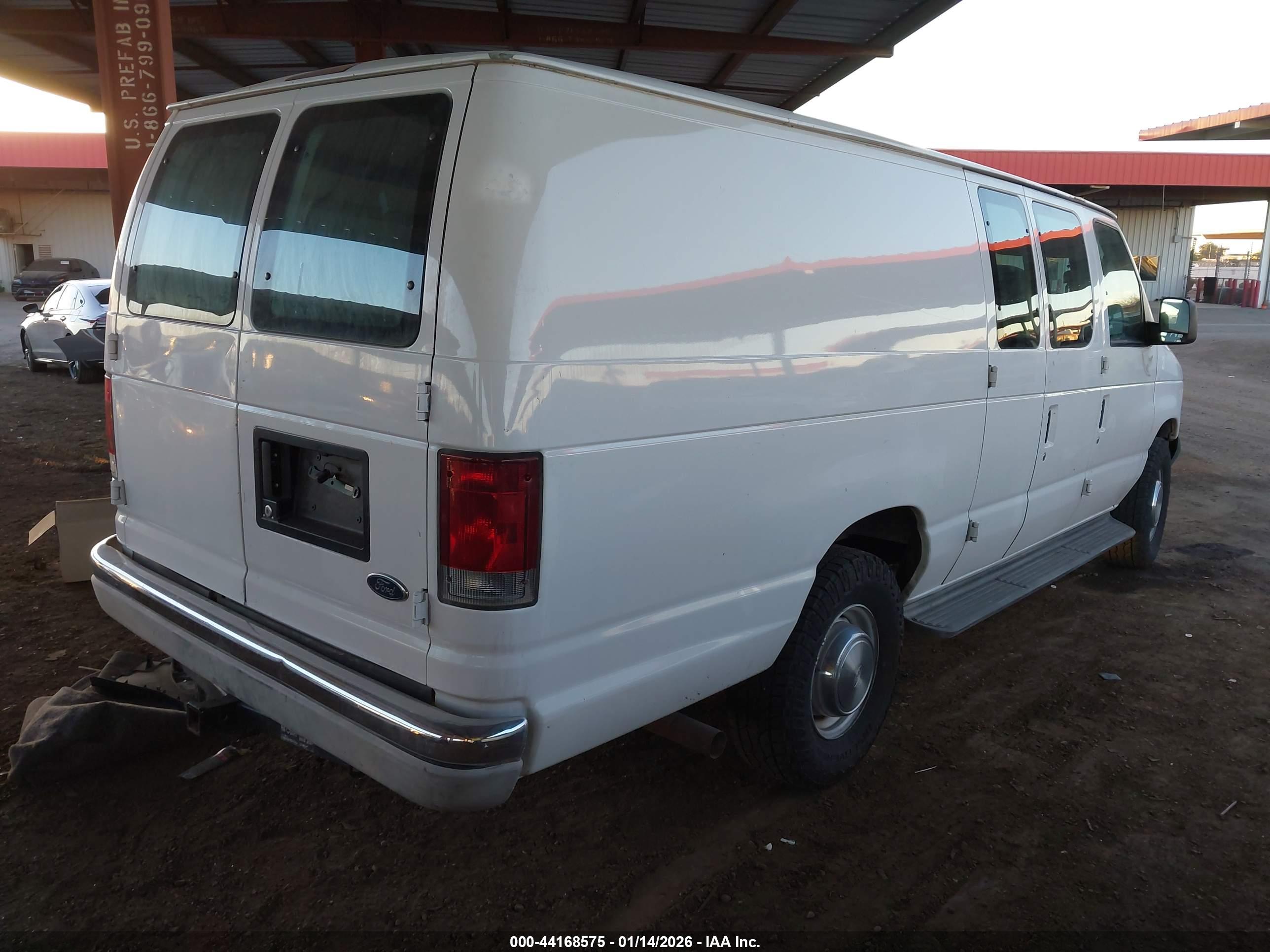 FORD E-350 image 4