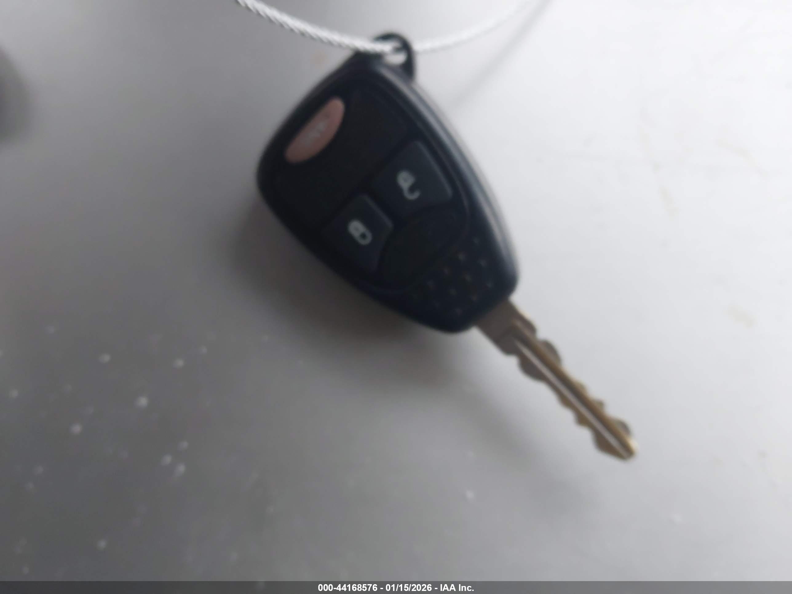 DODGE CARAVAN image 11