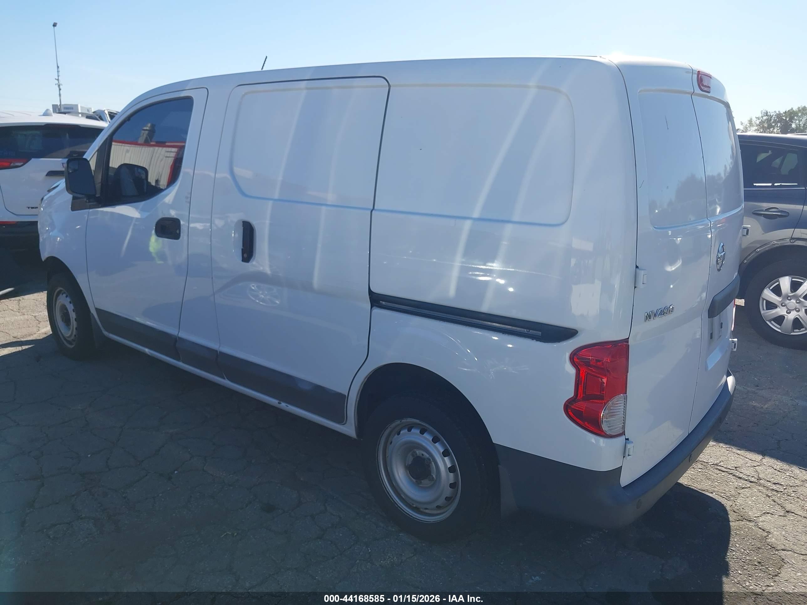 NISSAN NV200 image 3