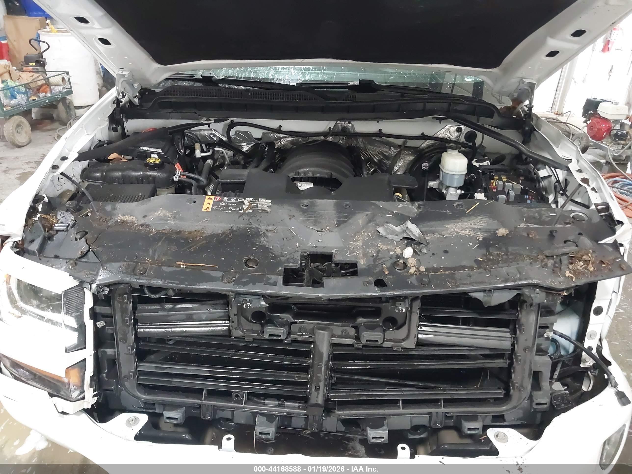 CHEVROLET SILVERADO image 10