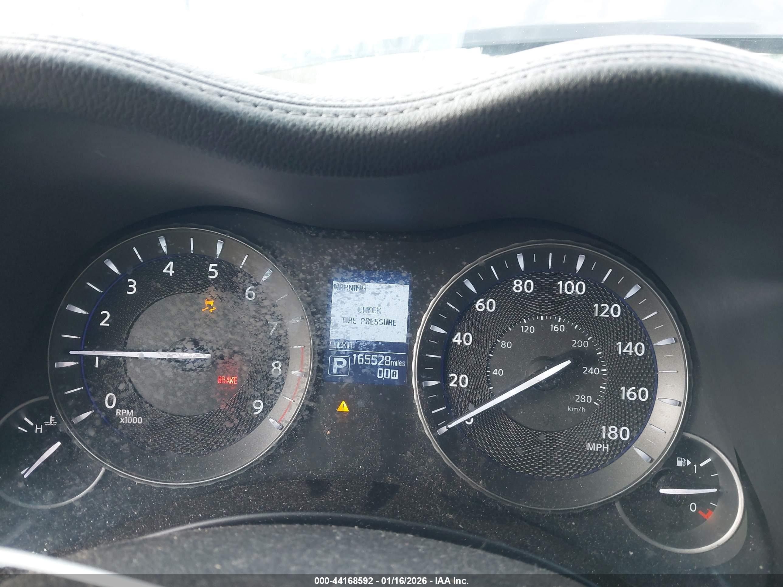 INFINITI Q70 image 7