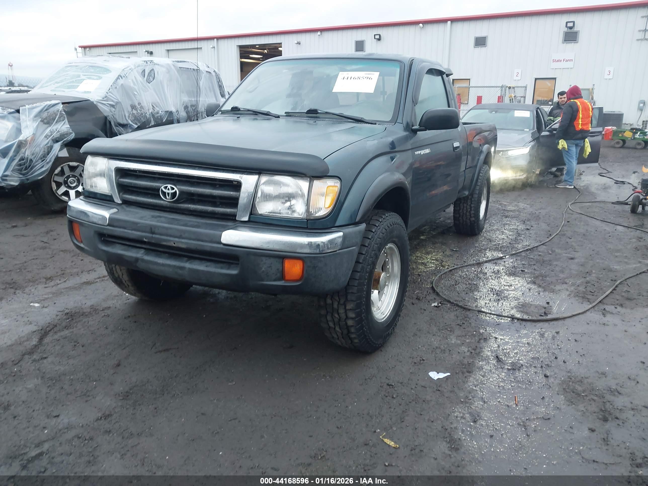 TOYOTA TACOMA image 2