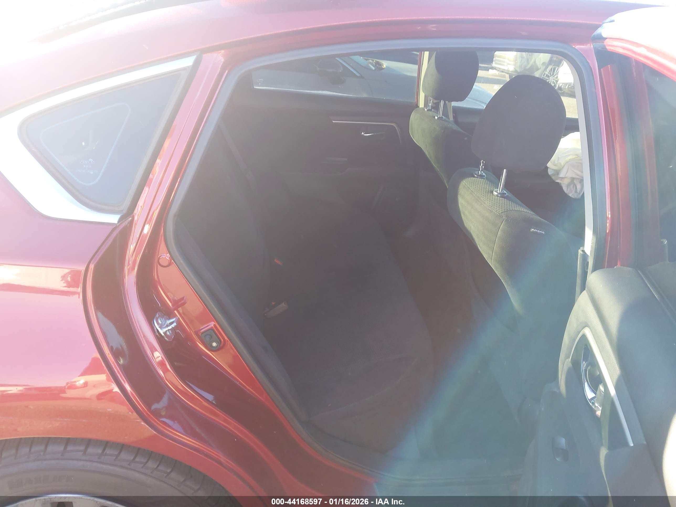 NISSAN ALTIMA image 8