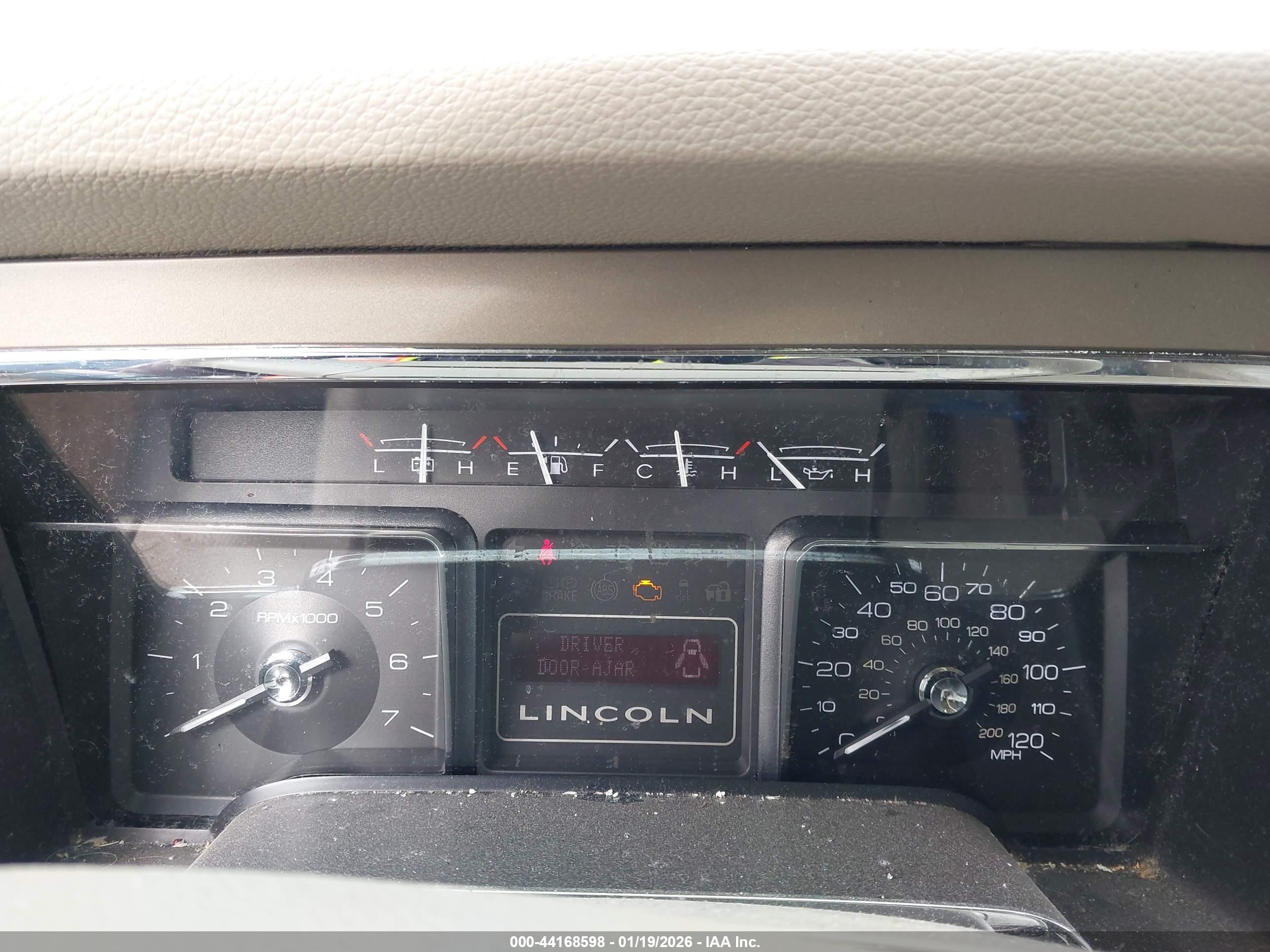 LINCOLN NAVIGATOR image 7