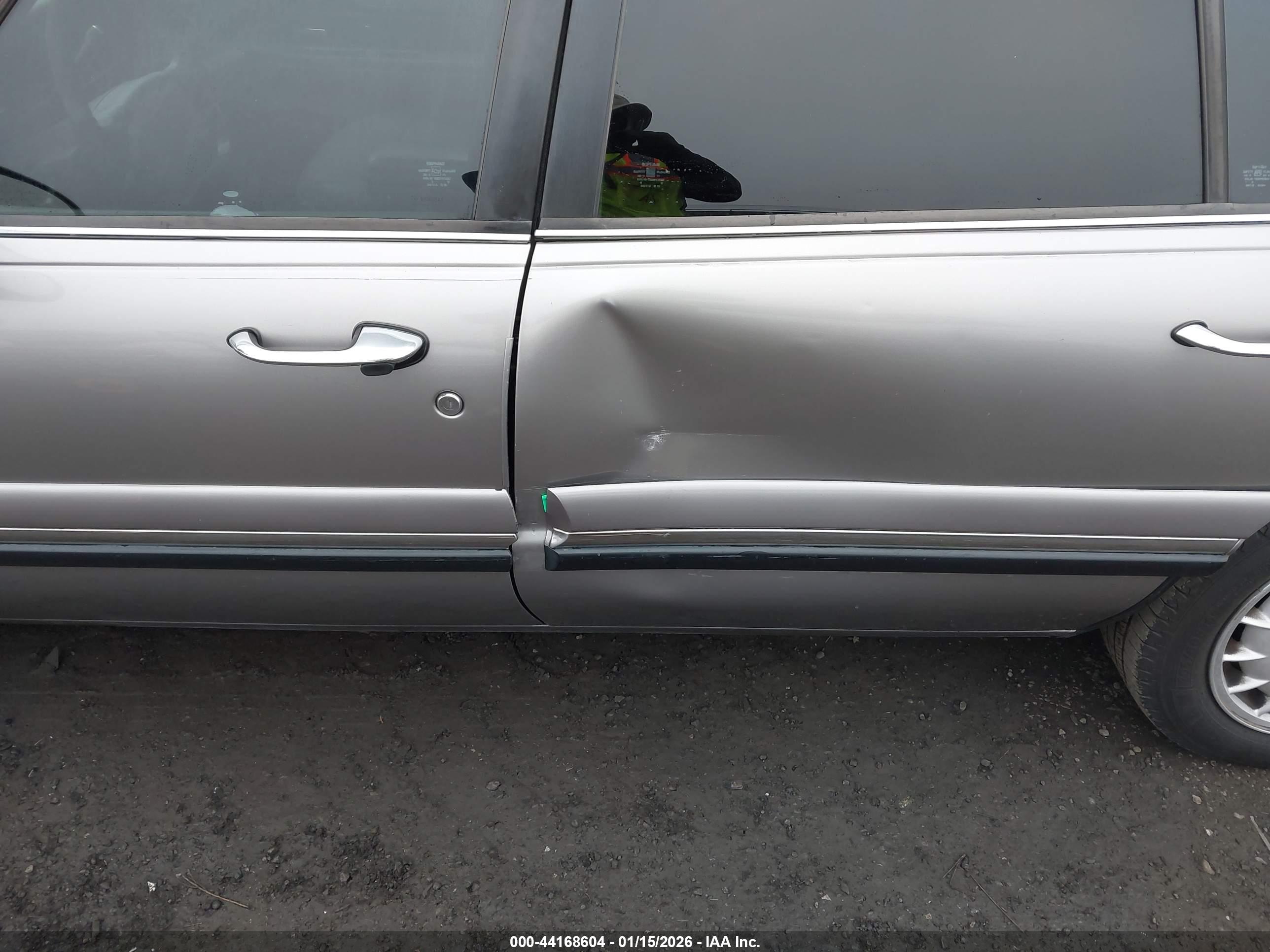 BUICK LESABRE image 6