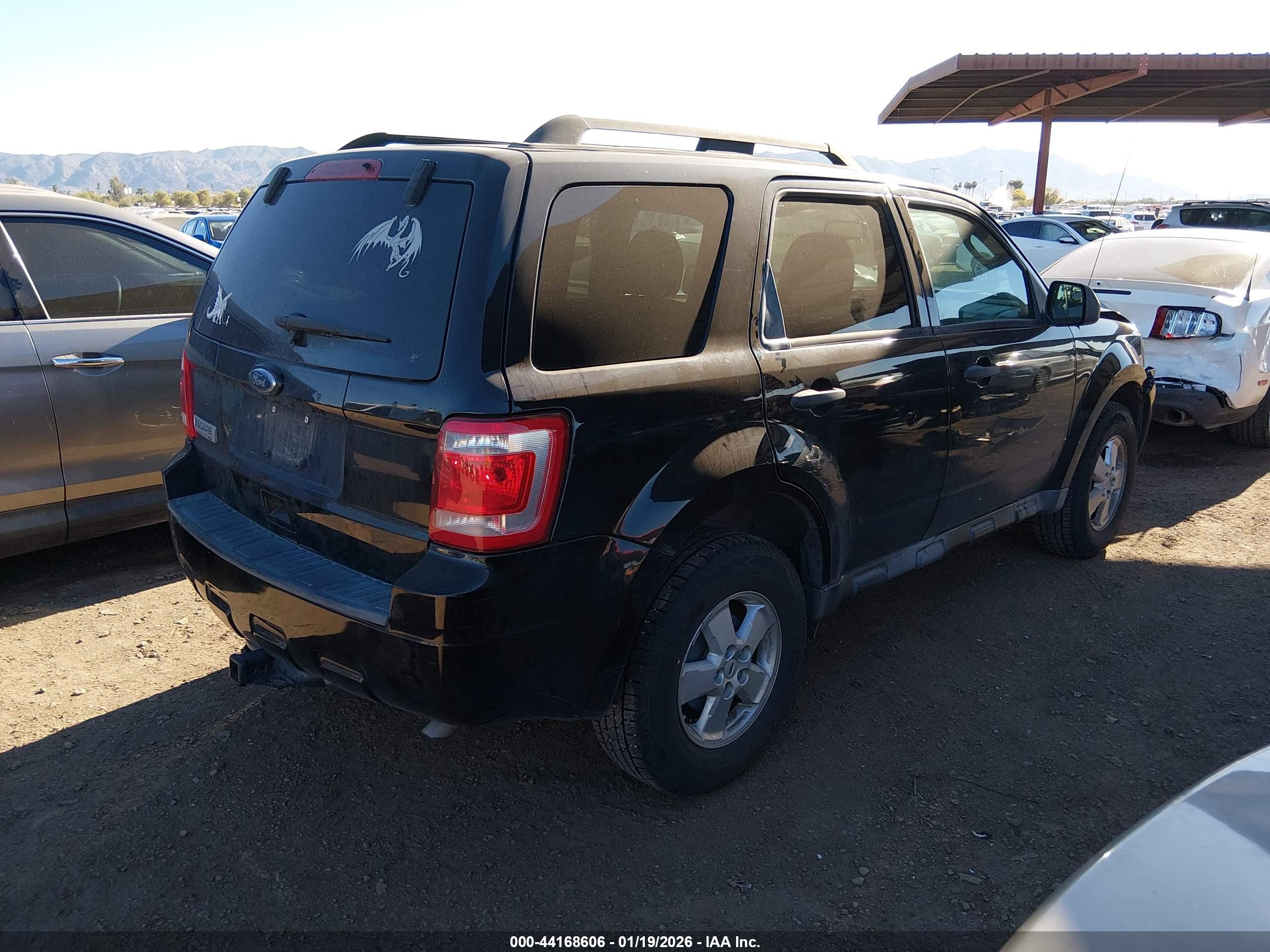 FORD ESCAPE image 4
