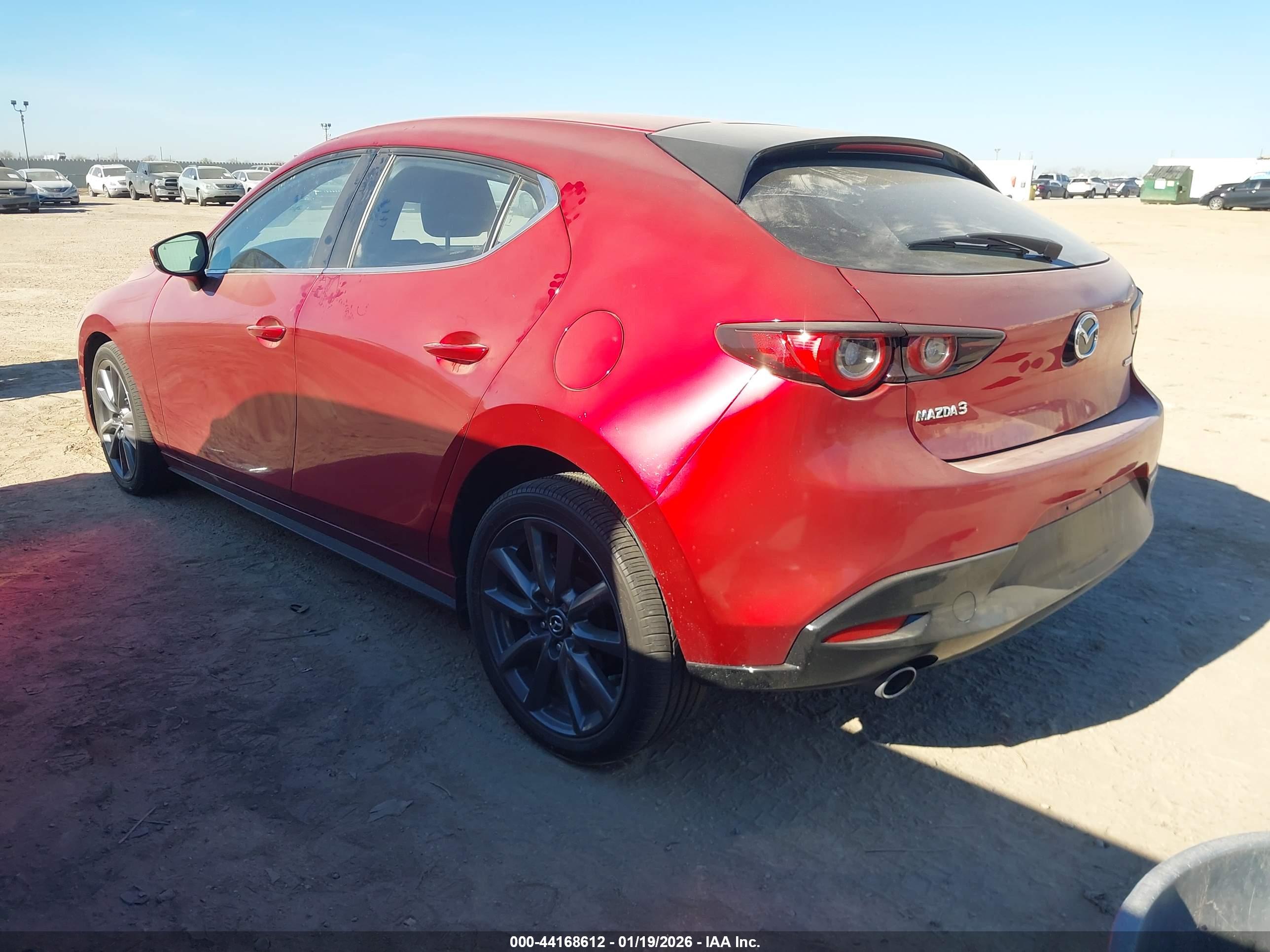 MAZDA MAZDA3 image 3