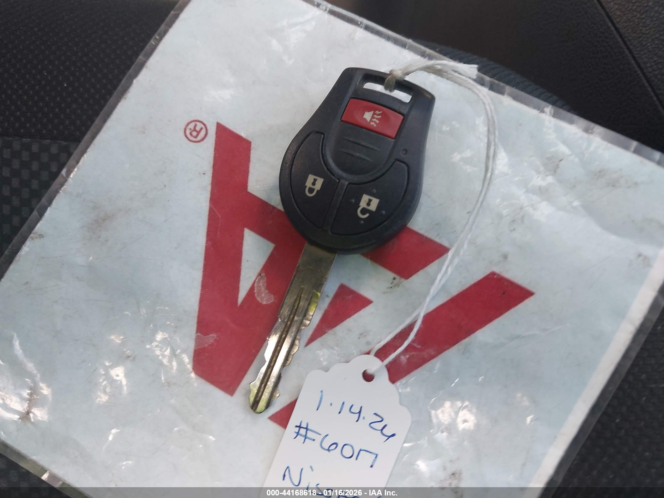 NISSAN ROGUE image 11