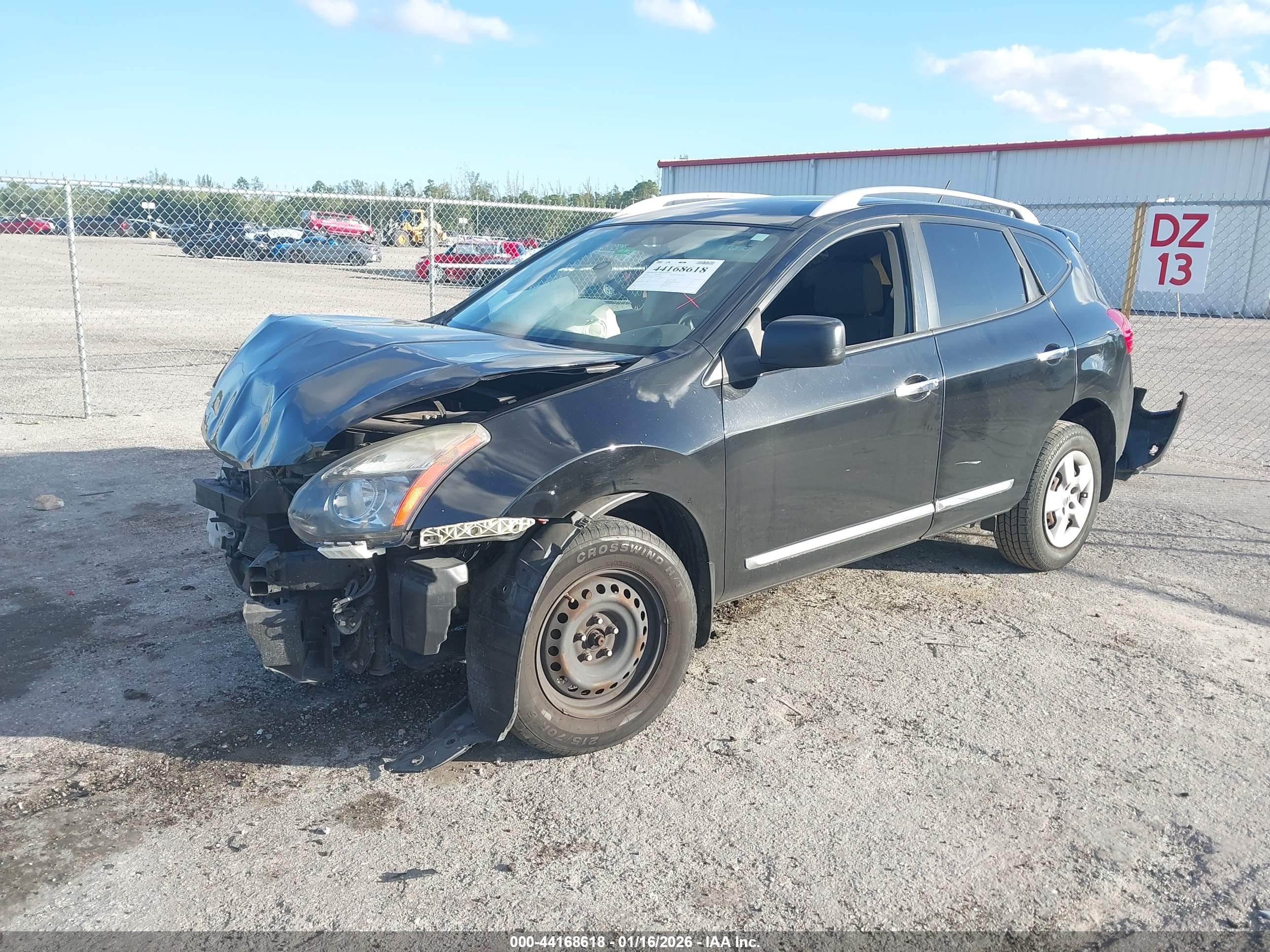 NISSAN ROGUE image 2