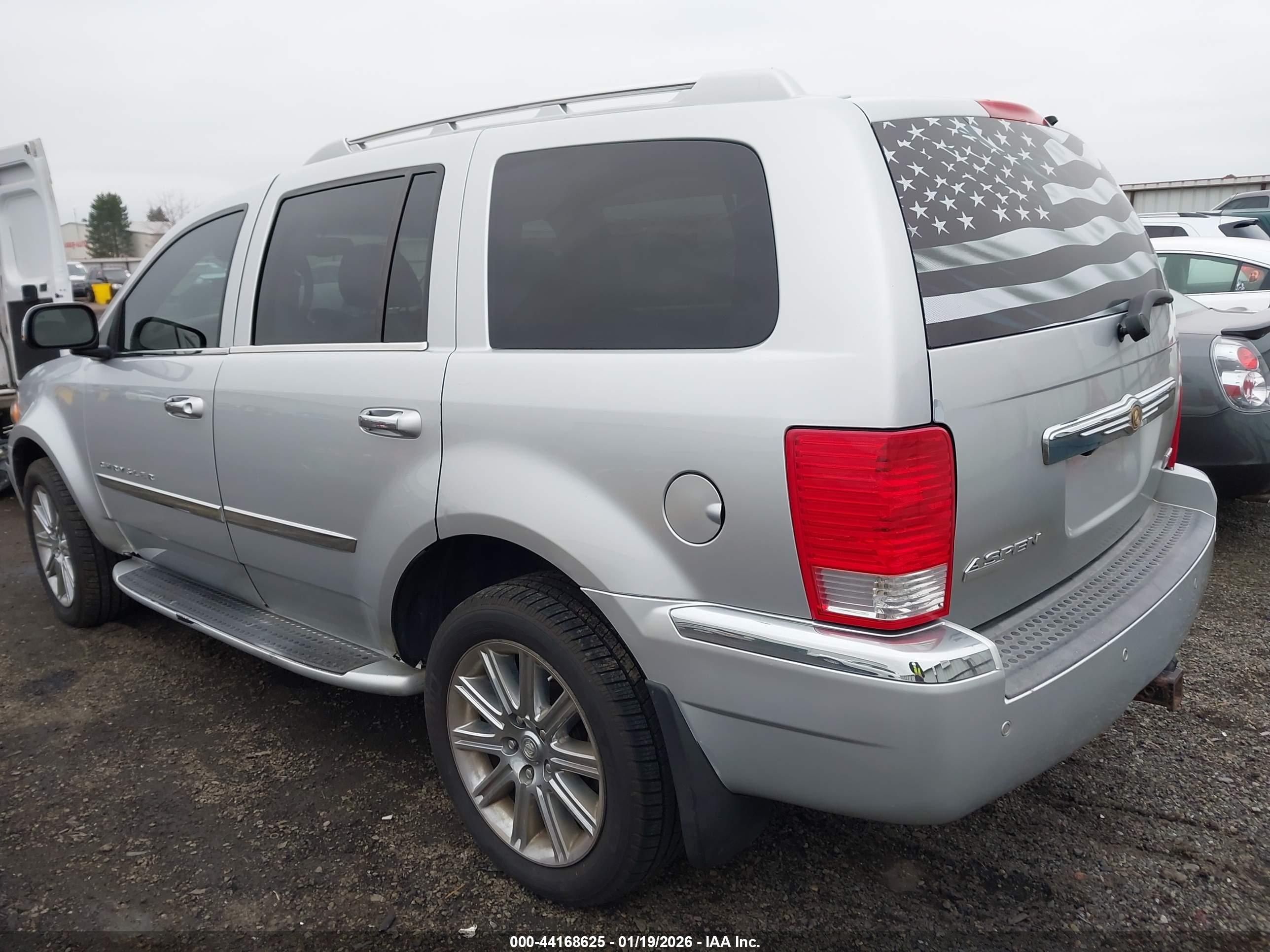 CHRYSLER ASPEN image 3