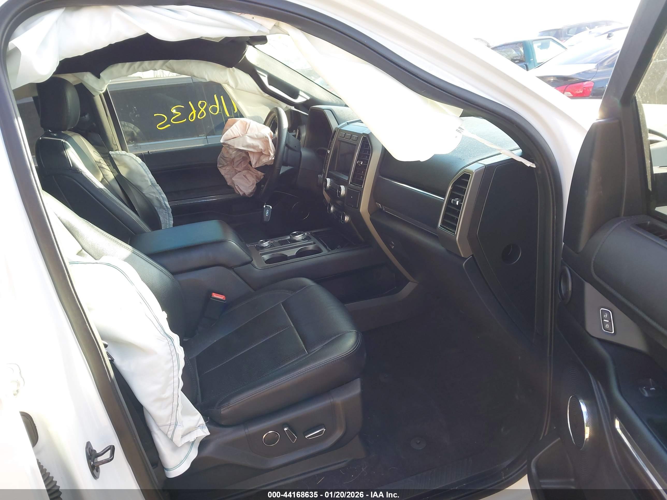 FORD EXPEDITION image 5