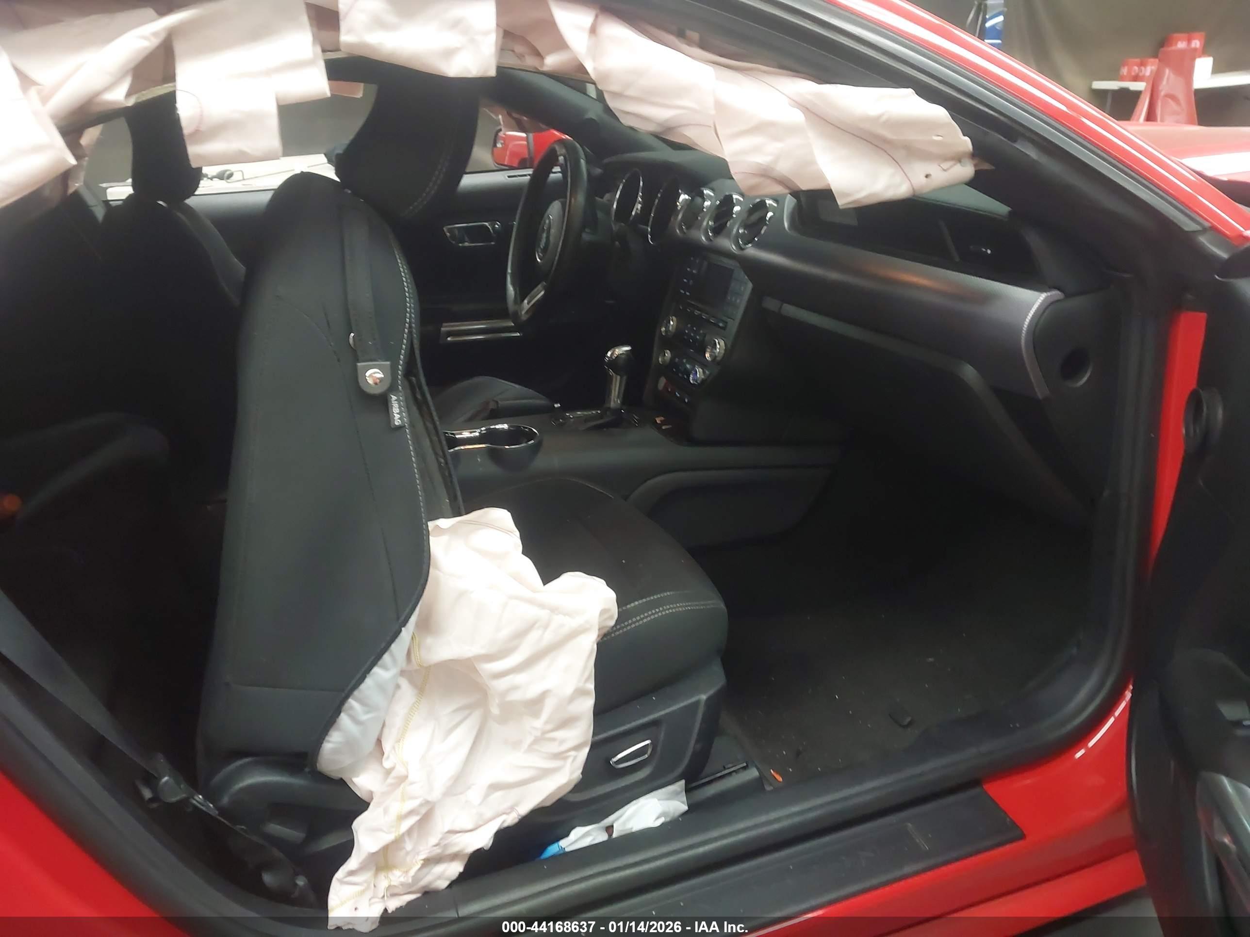 FORD MUSTANG image 5