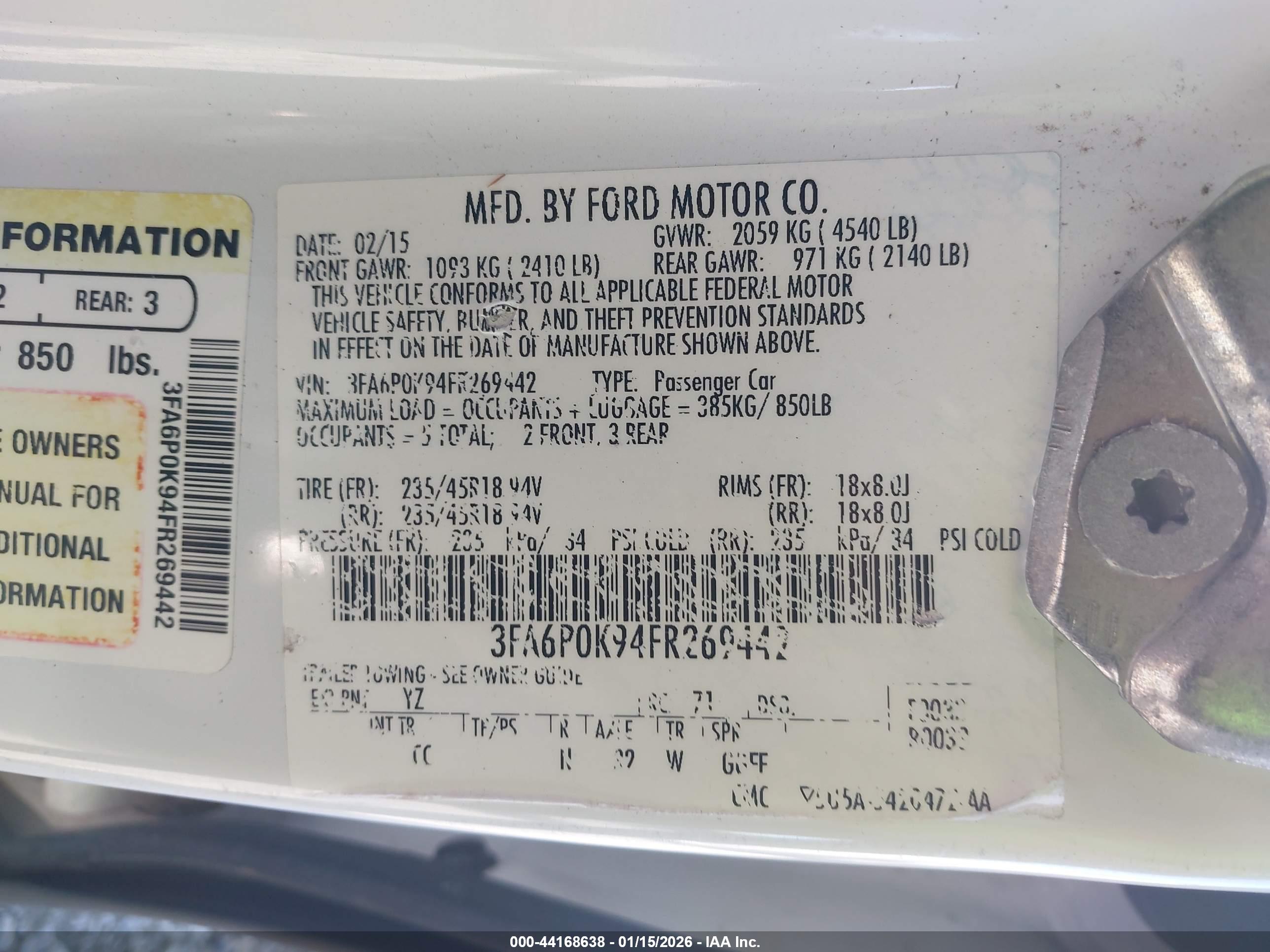 FORD FUSION image 9