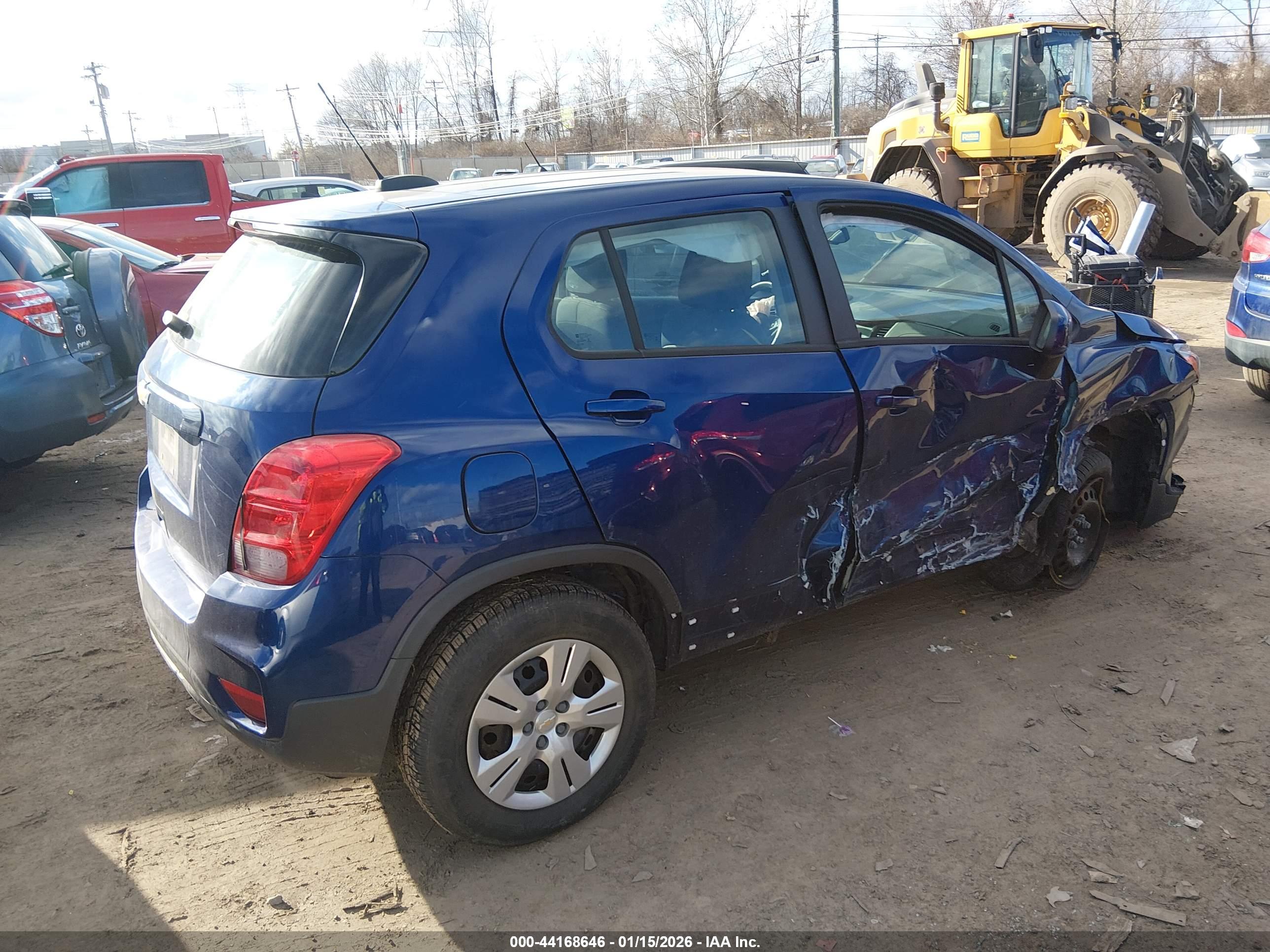 CHEVROLET TRAX image 4