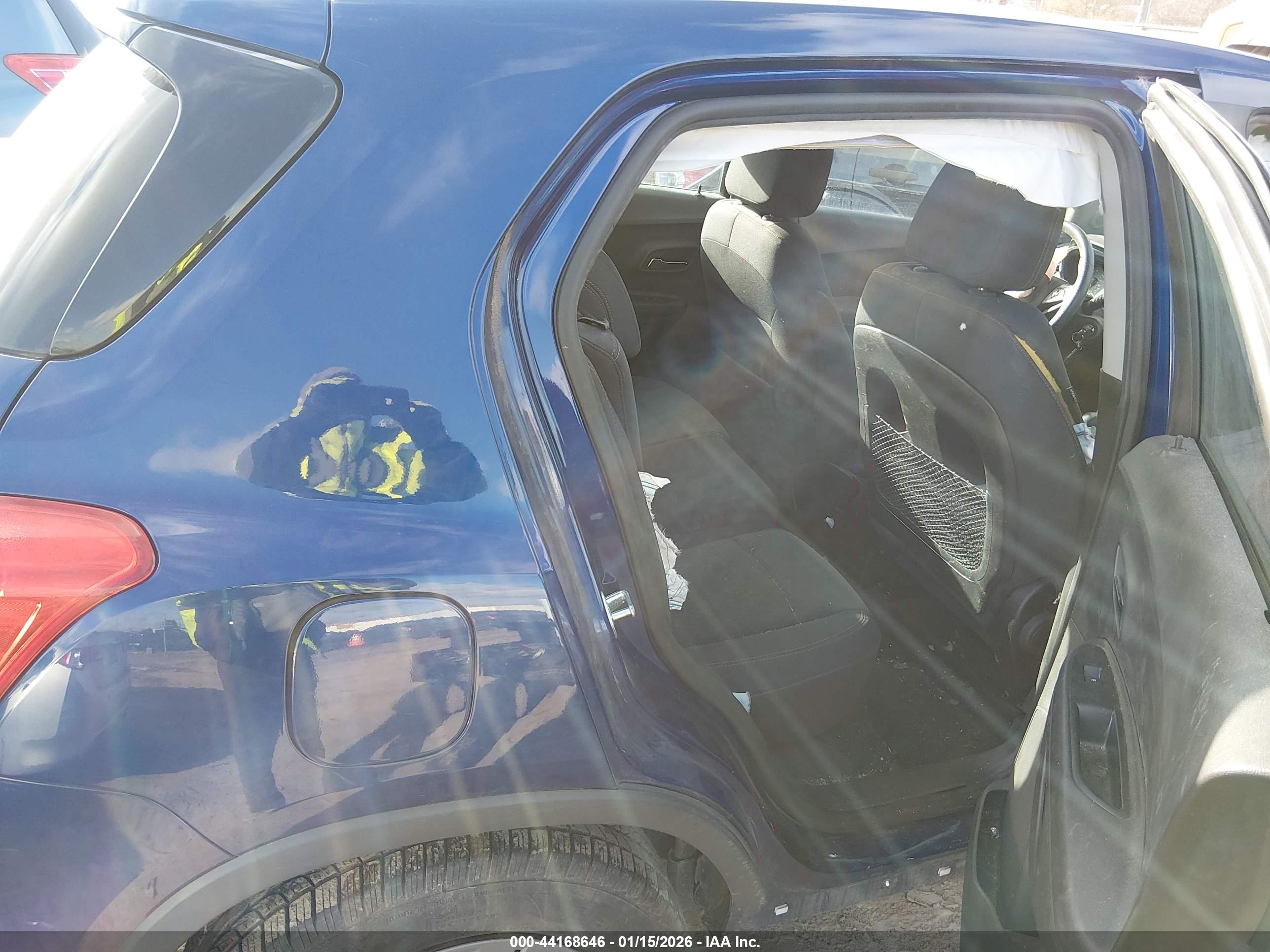 CHEVROLET TRAX image 8