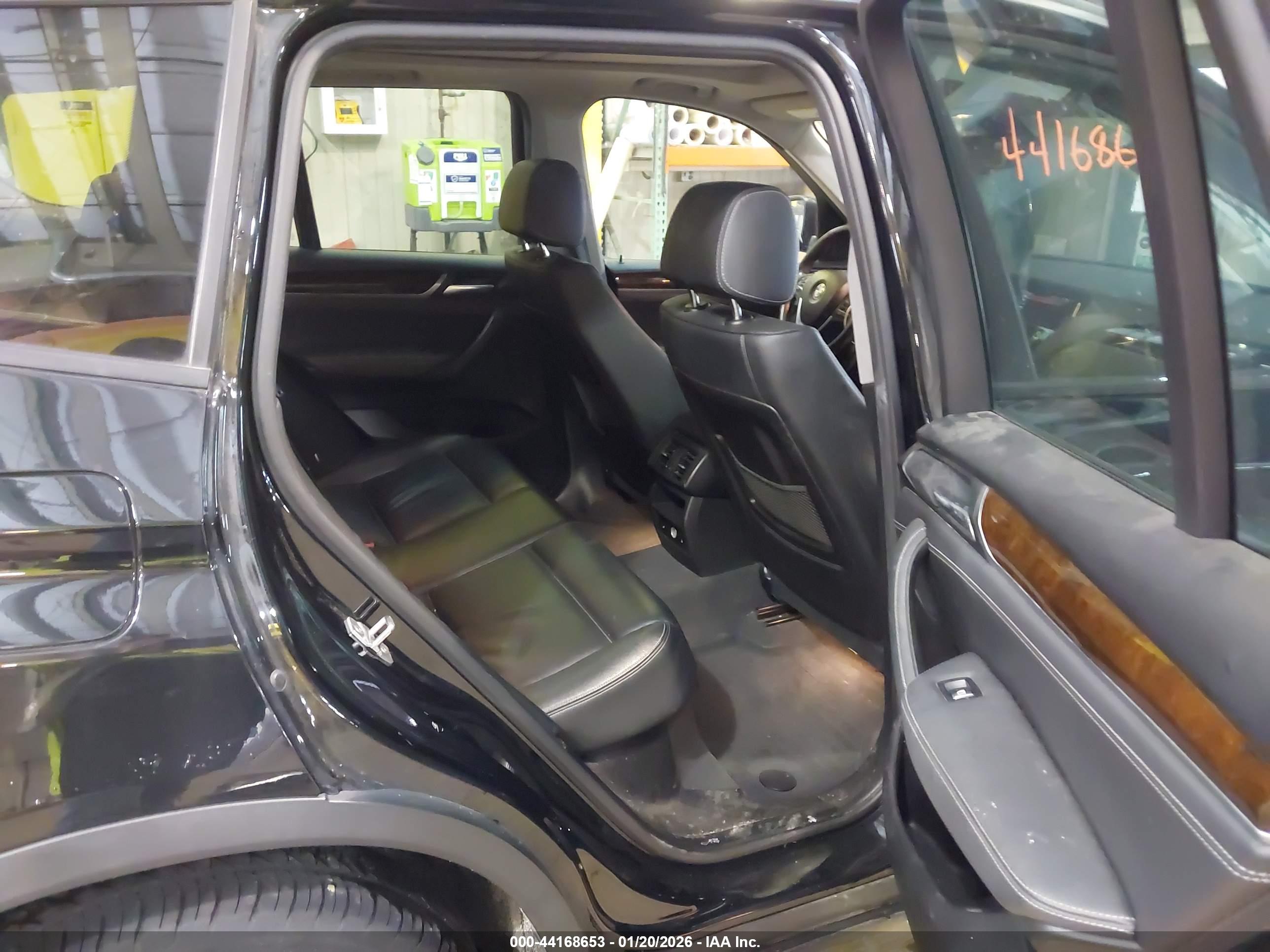 BMW X3 image 8