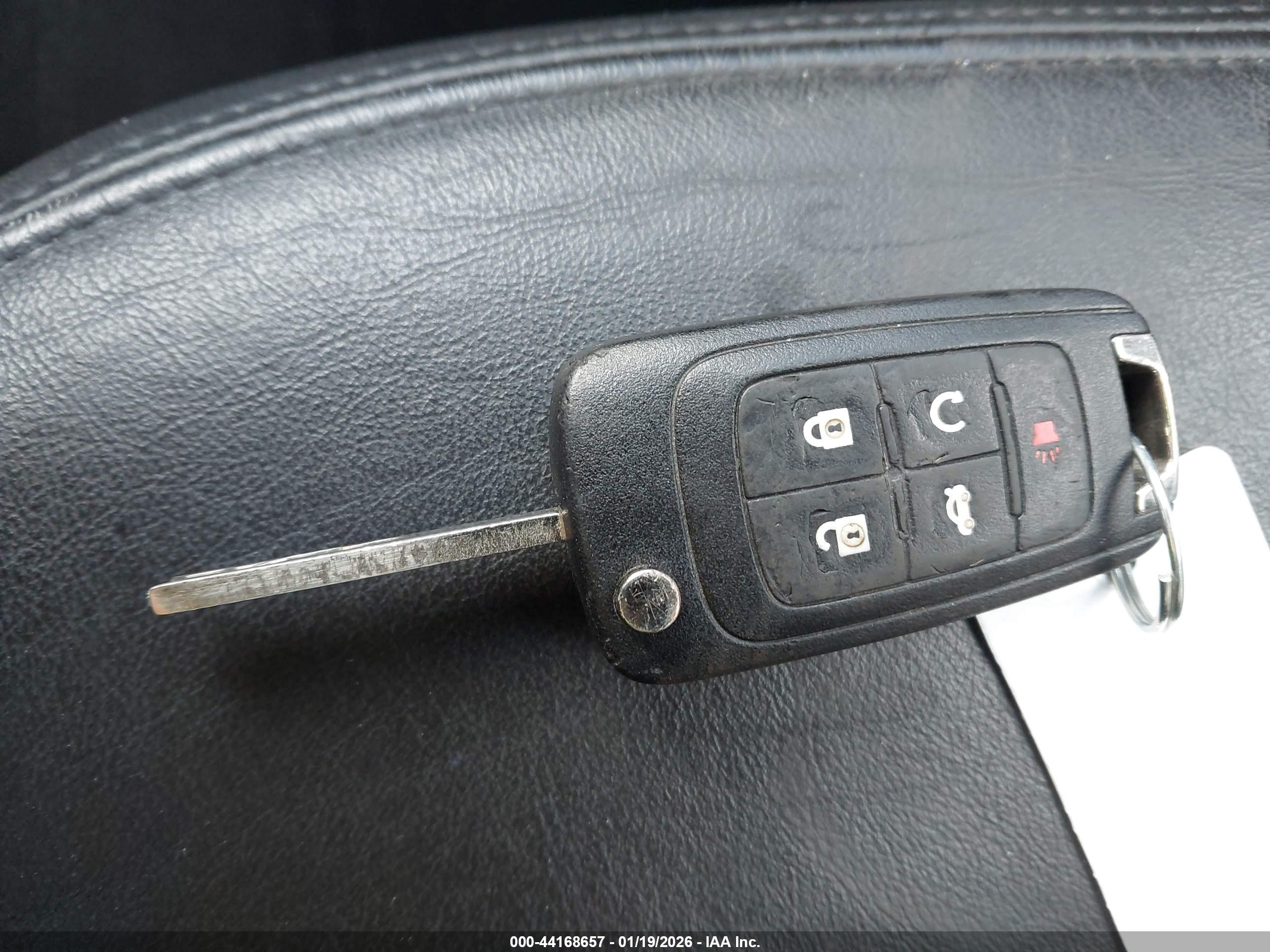 BUICK LACROSSE image 11