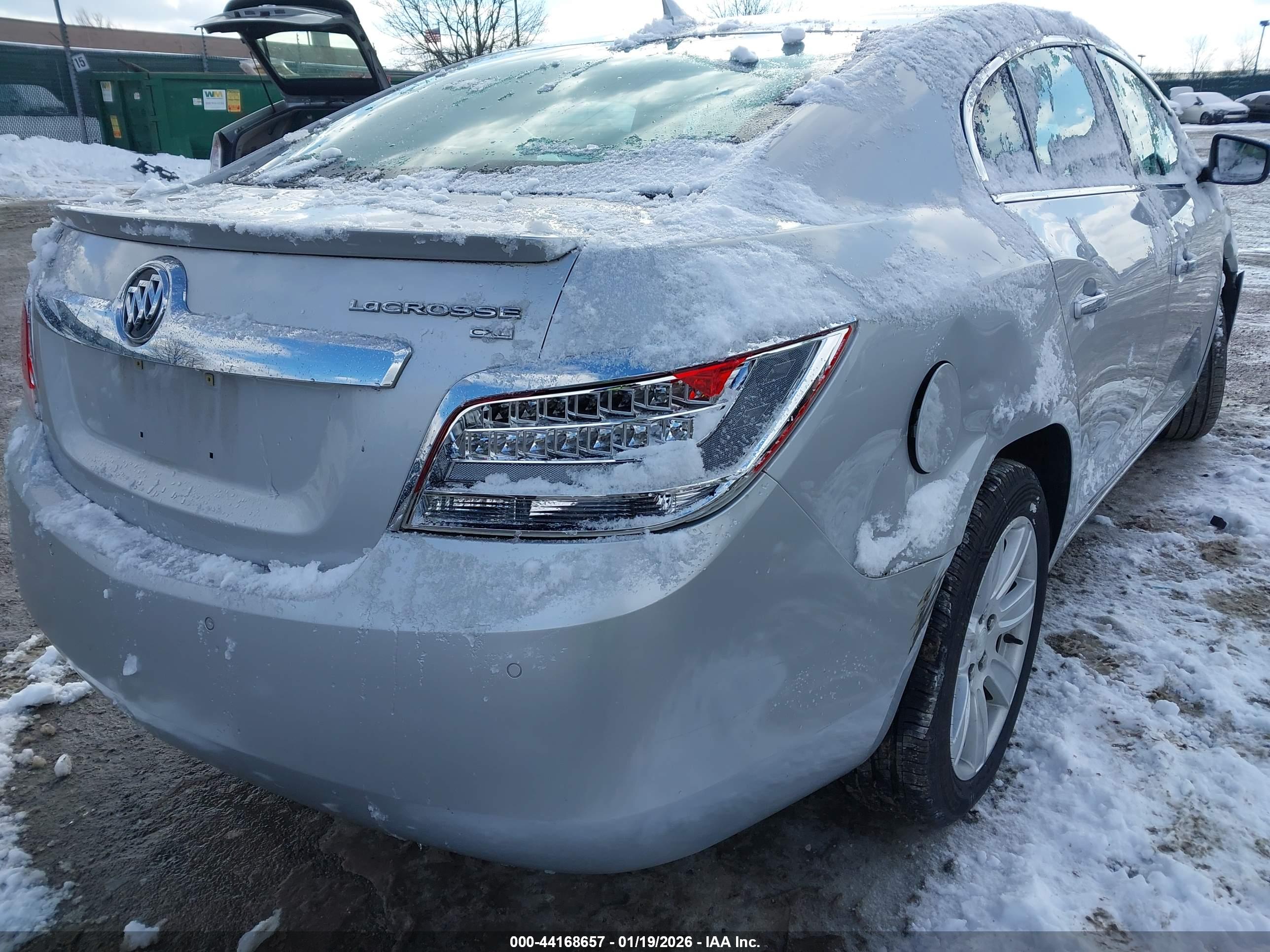 BUICK LACROSSE image 6