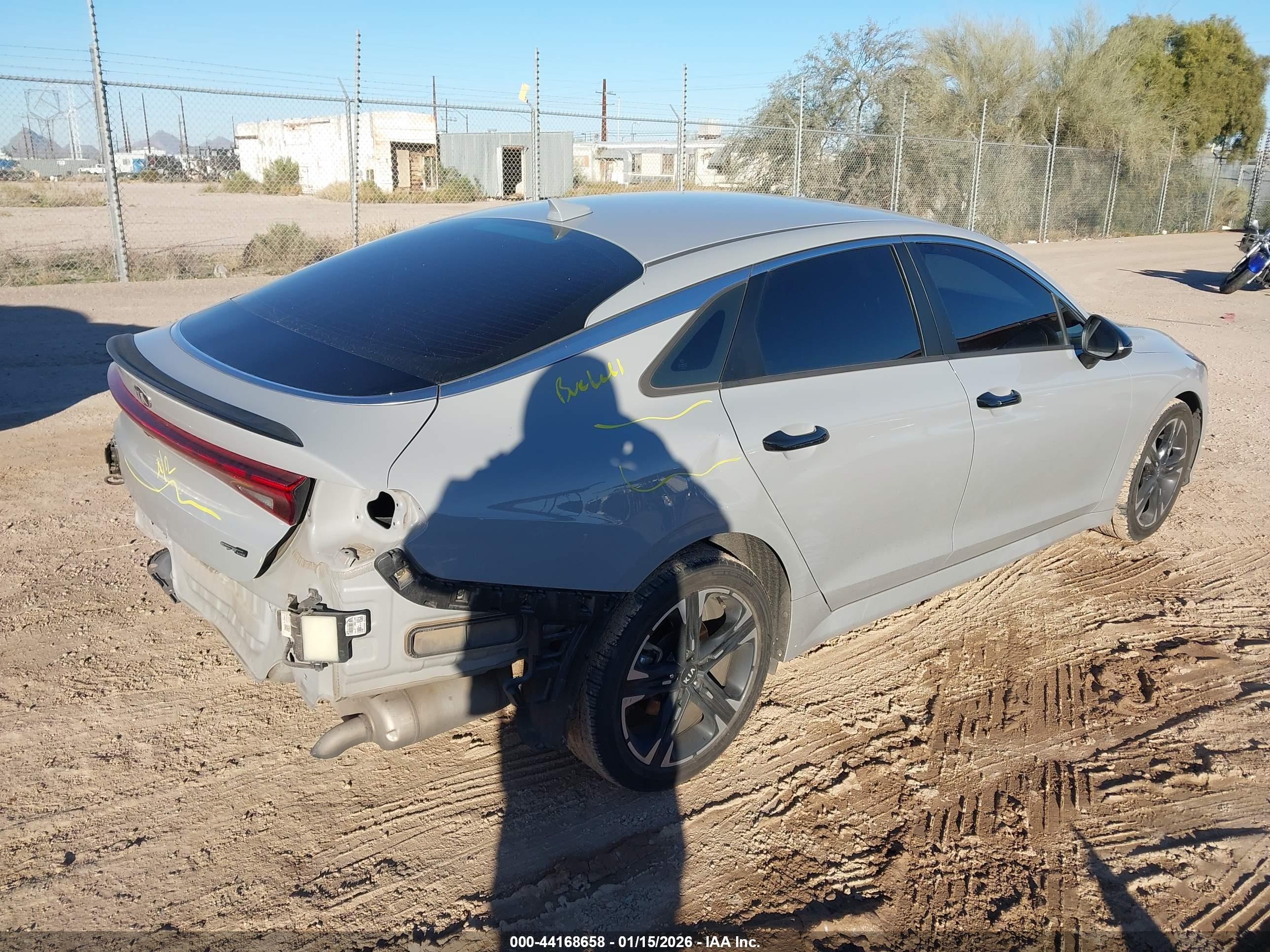 KIA K5 image 4