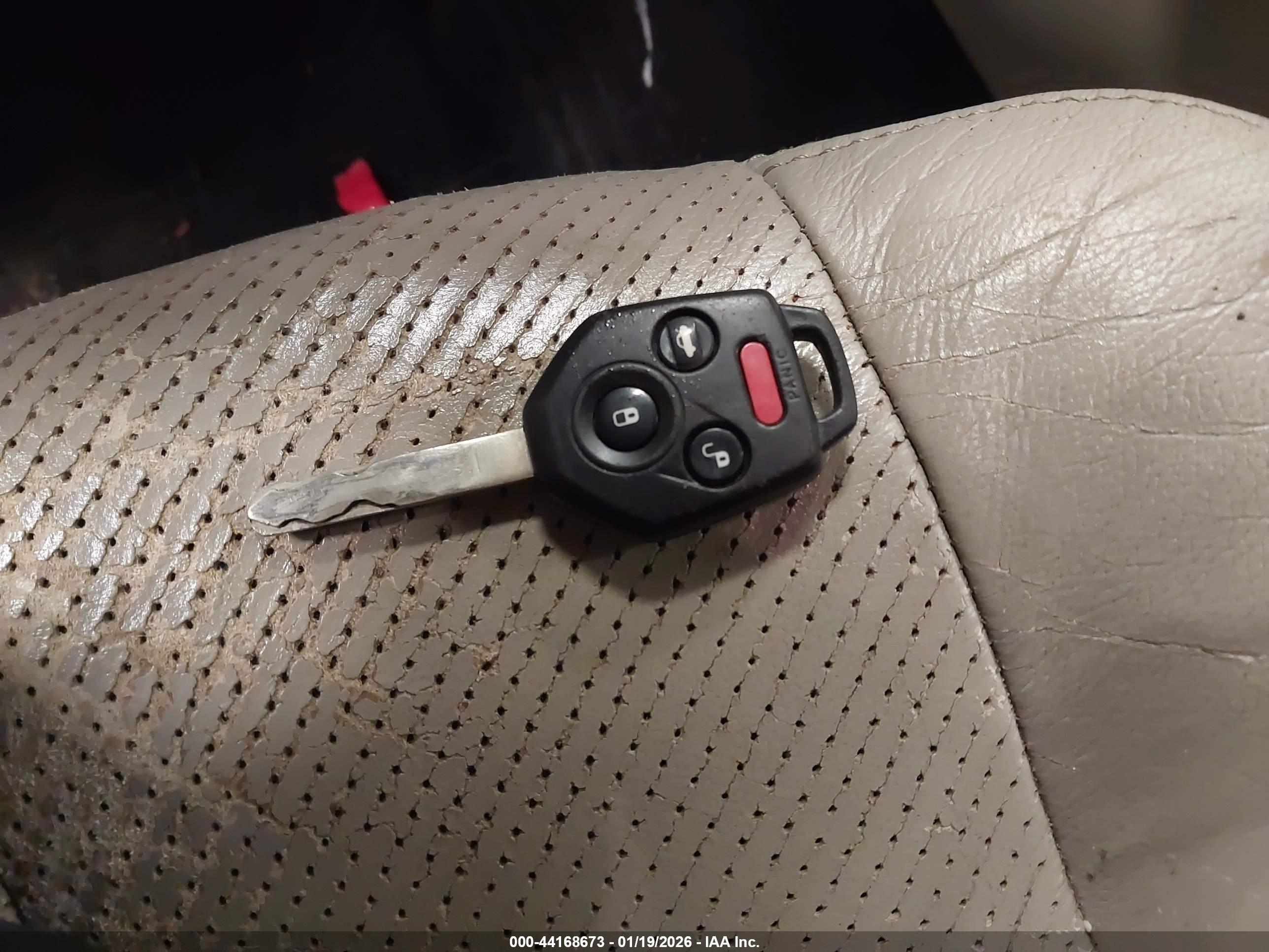 SUBARU OUTBACK image 11