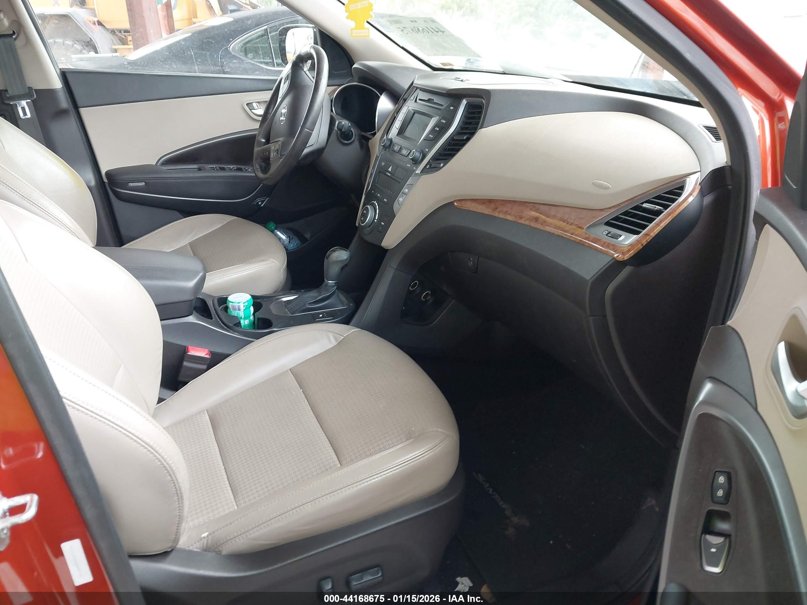 HYUNDAI SANTA image 5
