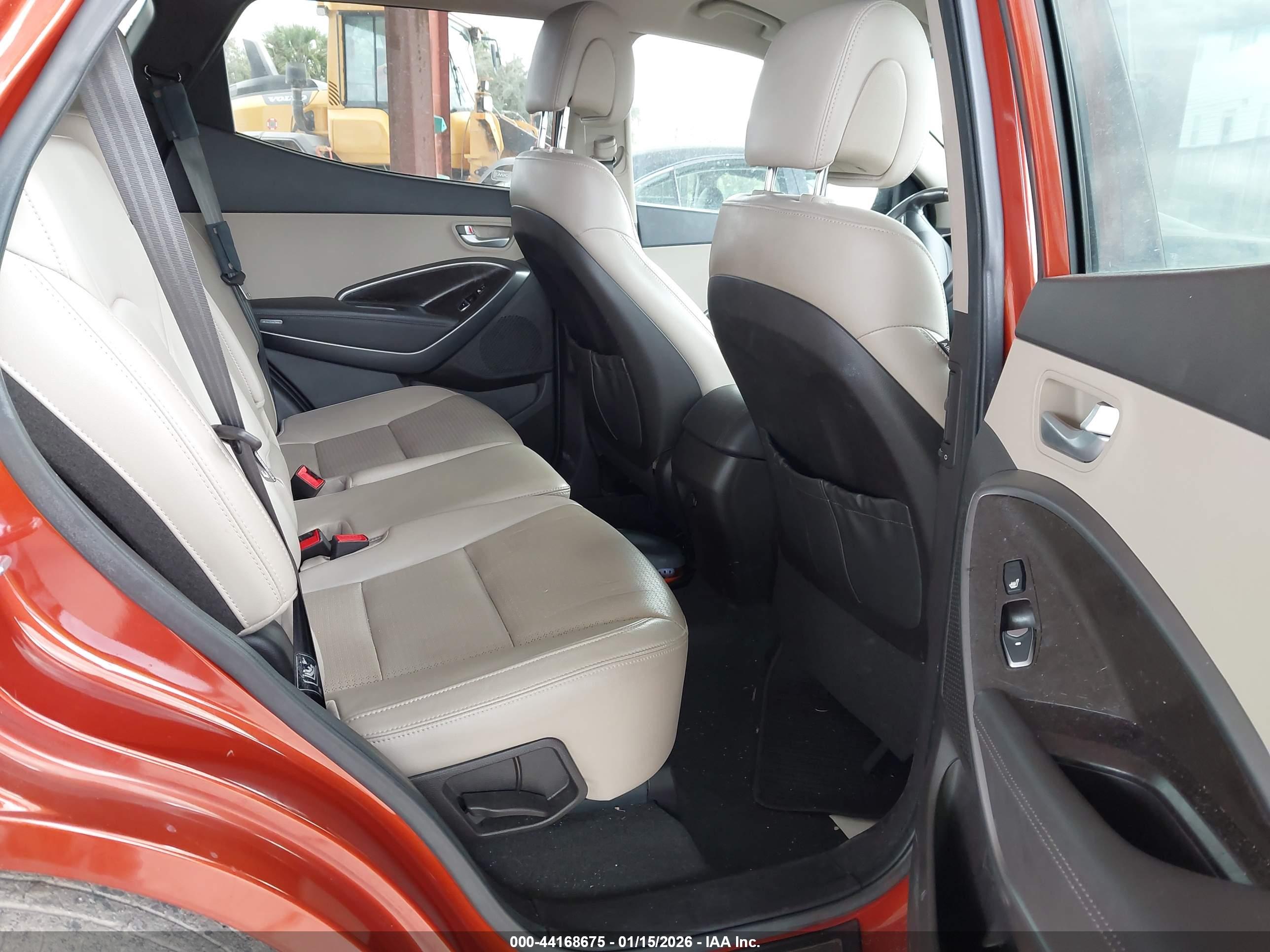HYUNDAI SANTA image 8