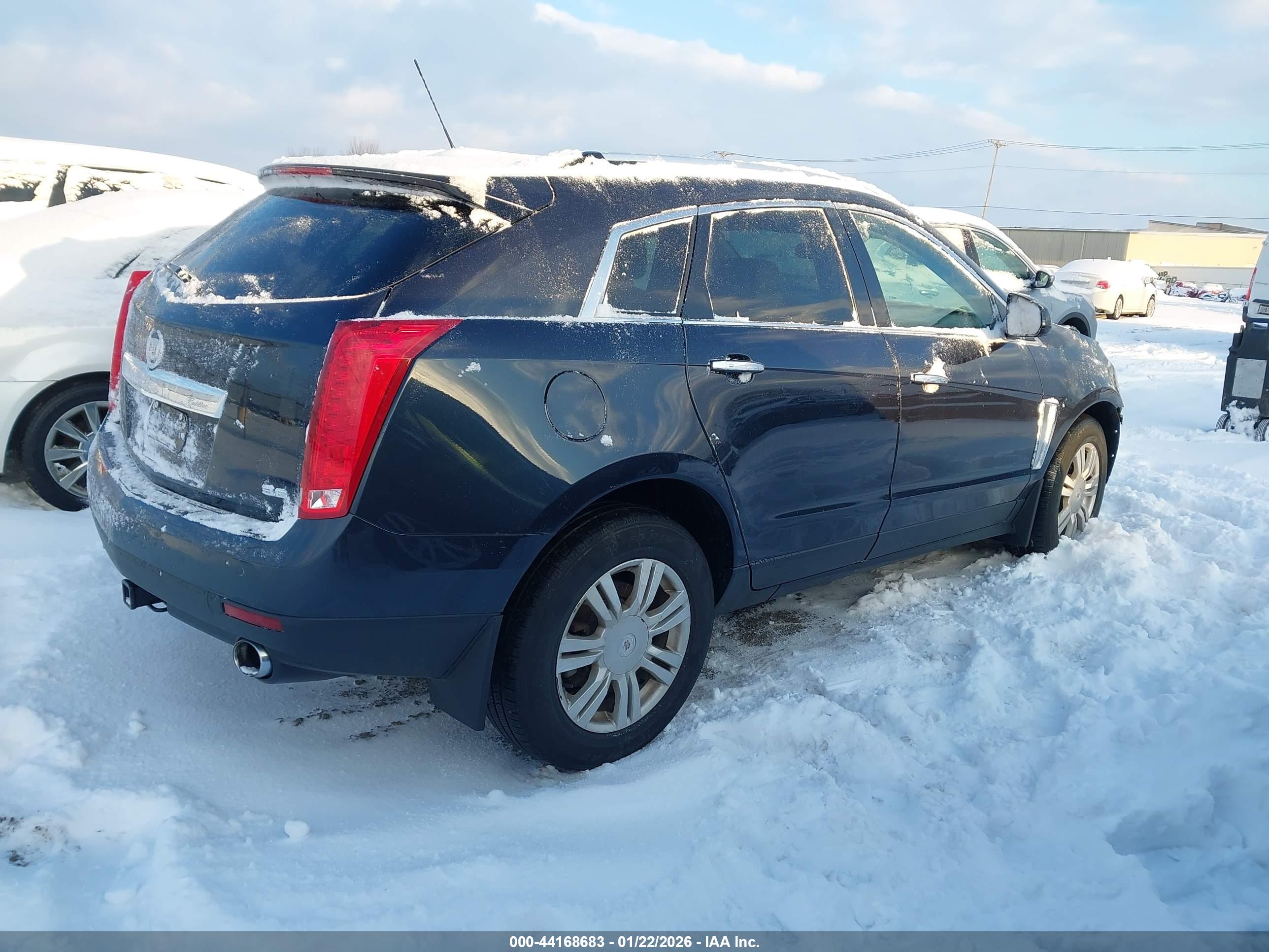CADILLAC SRX image 4