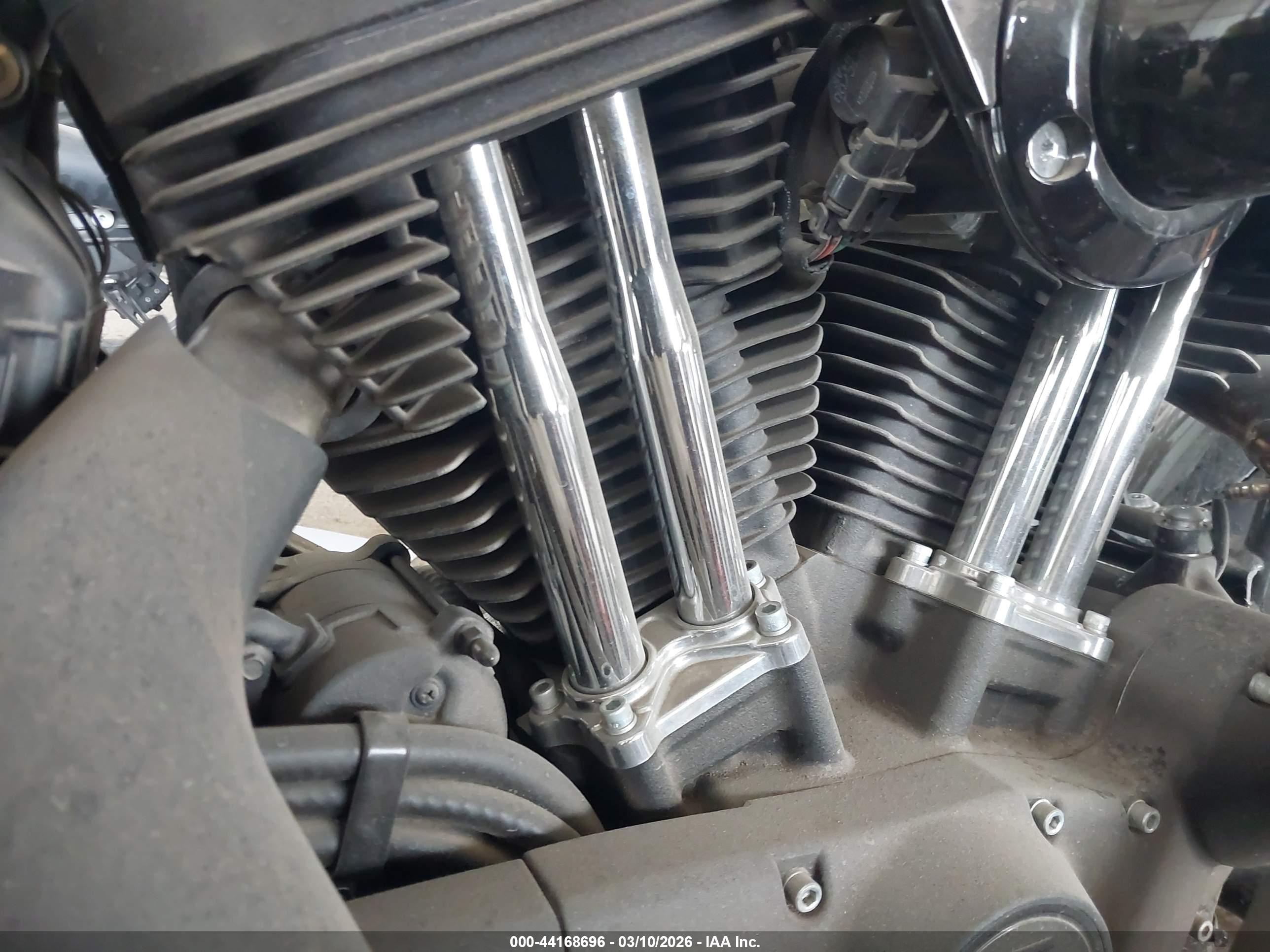 HARLEY-DAVIDSON XL1200 image 9