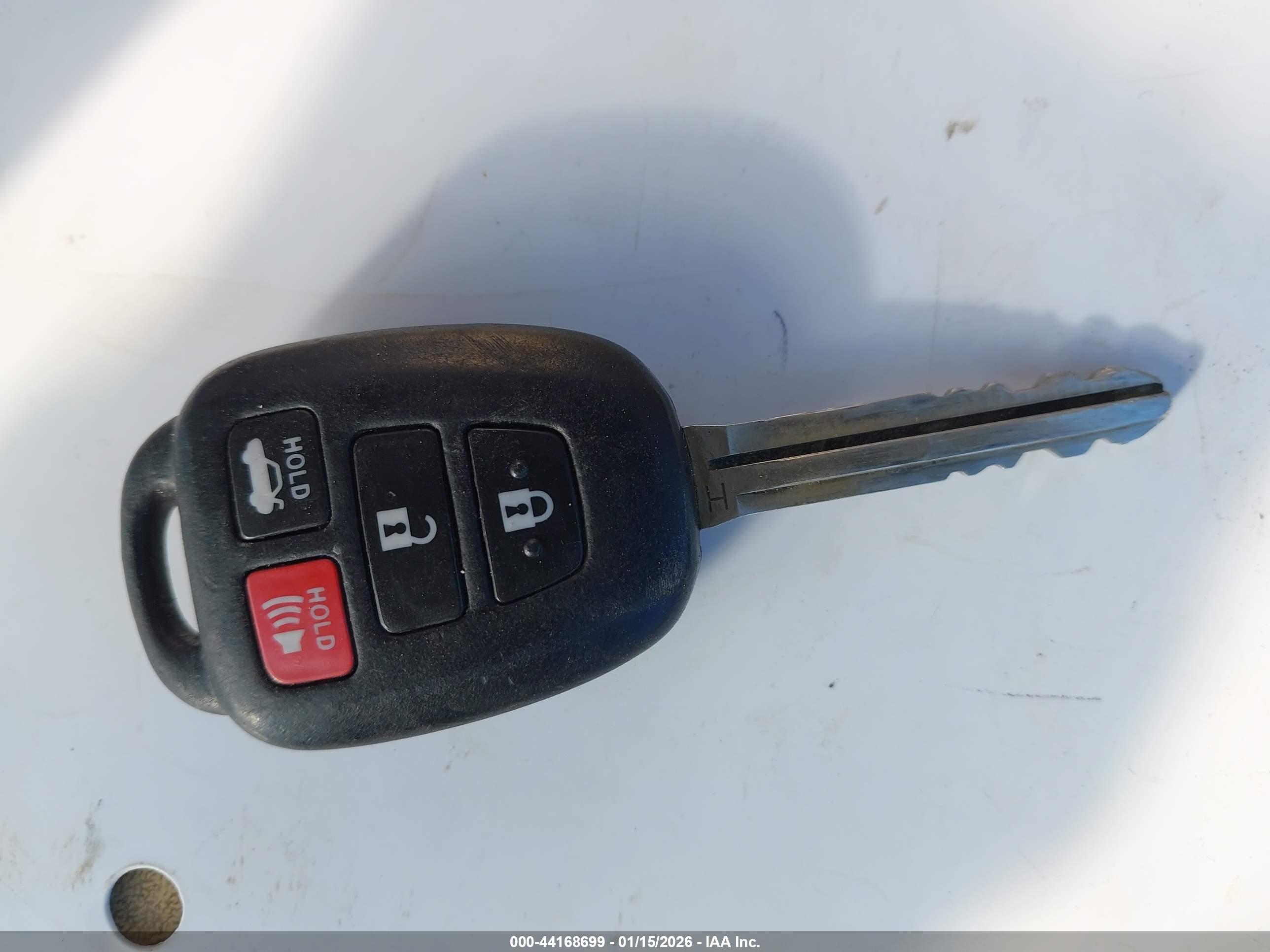 TOYOTA COROLLA image 11