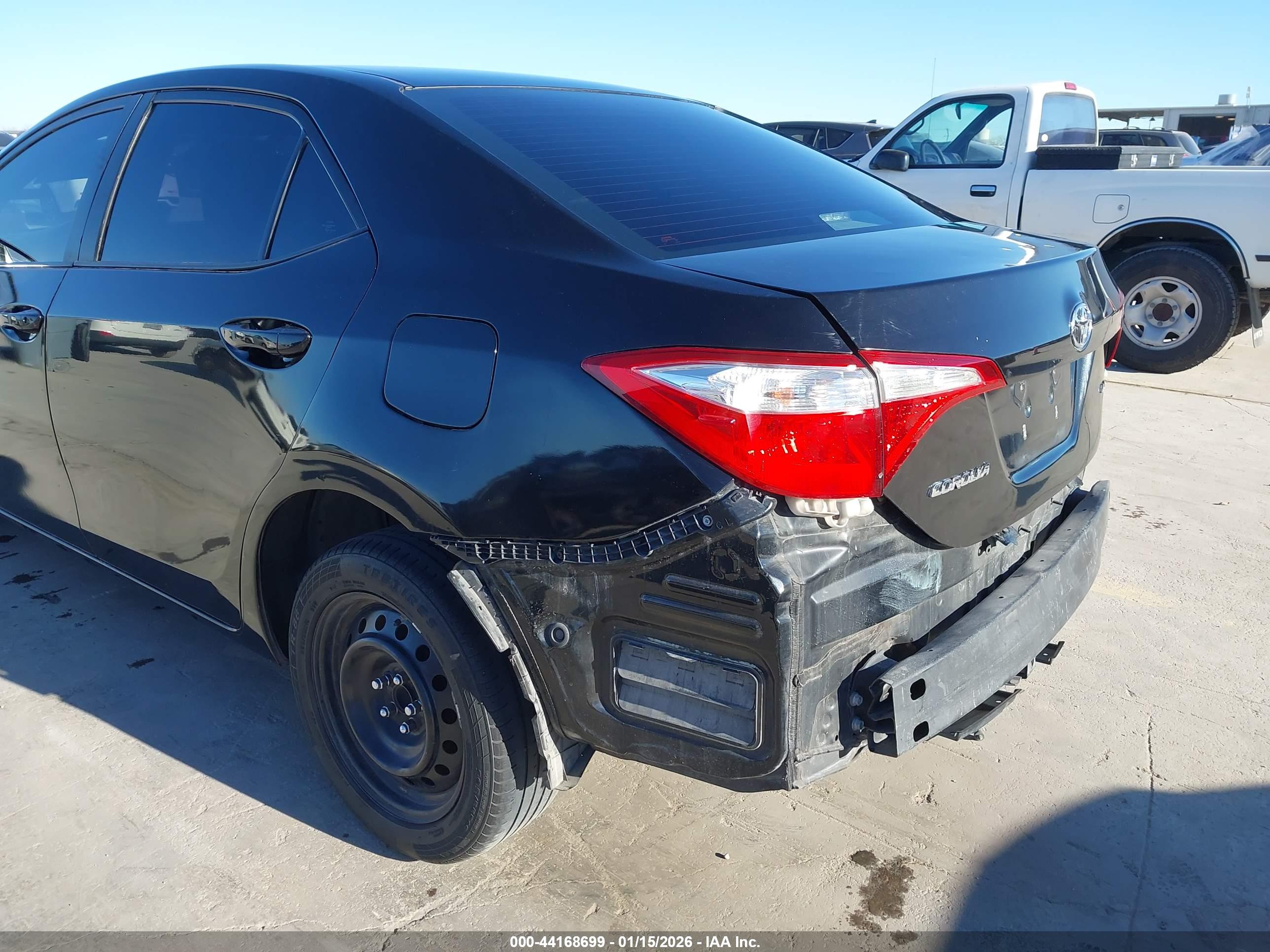 TOYOTA COROLLA image 6