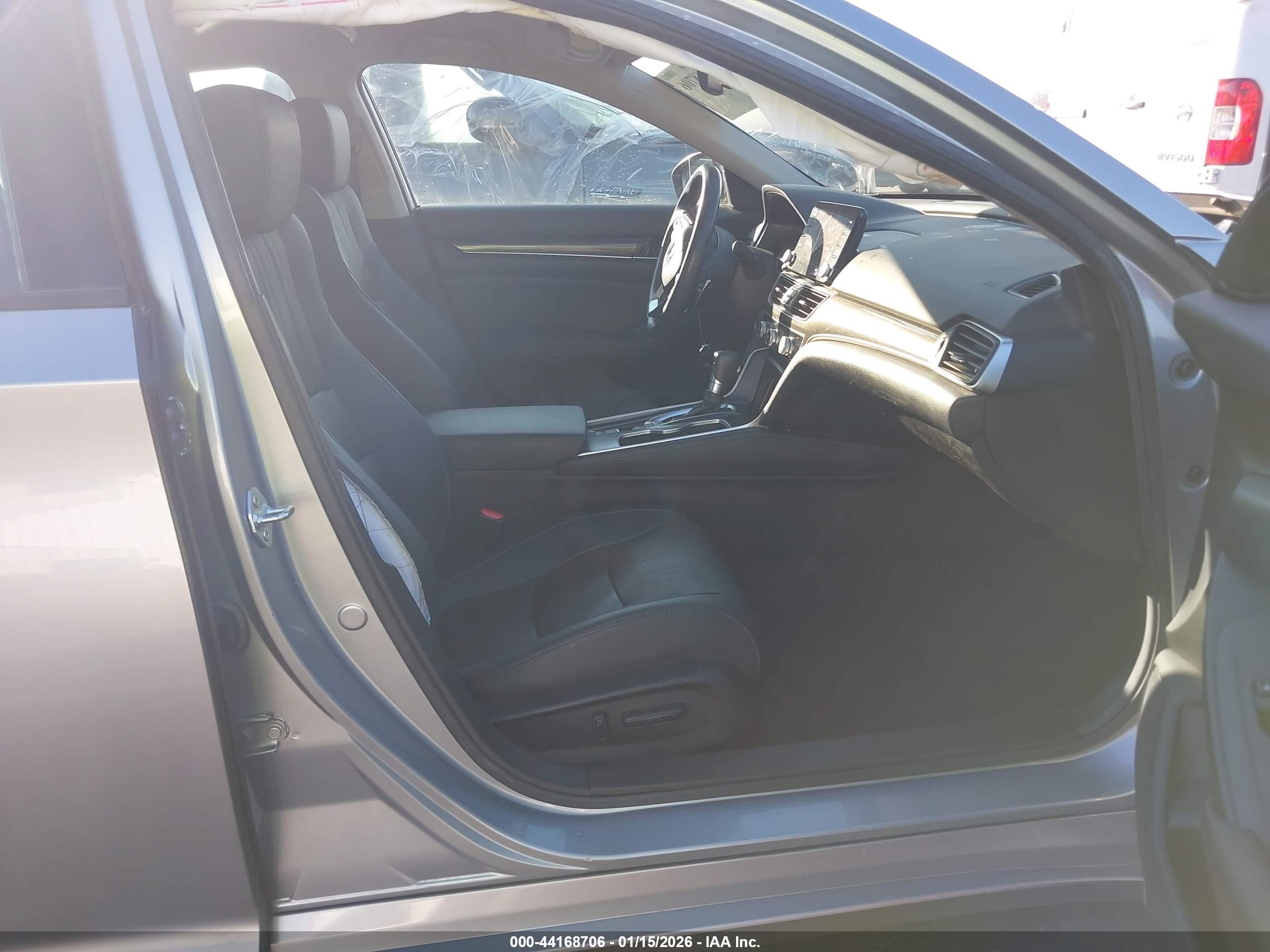HONDA ACCORD image 5