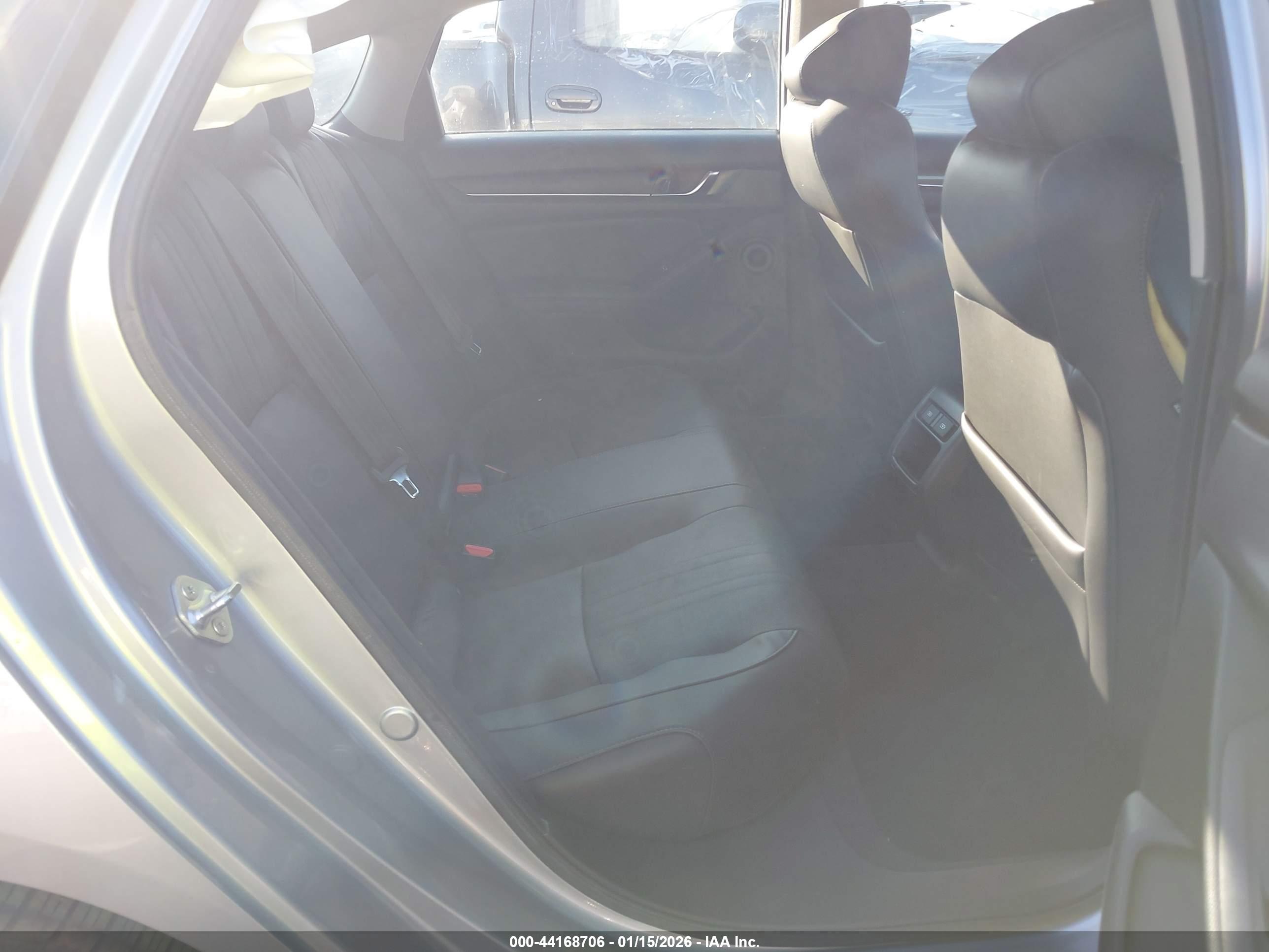 HONDA ACCORD image 8