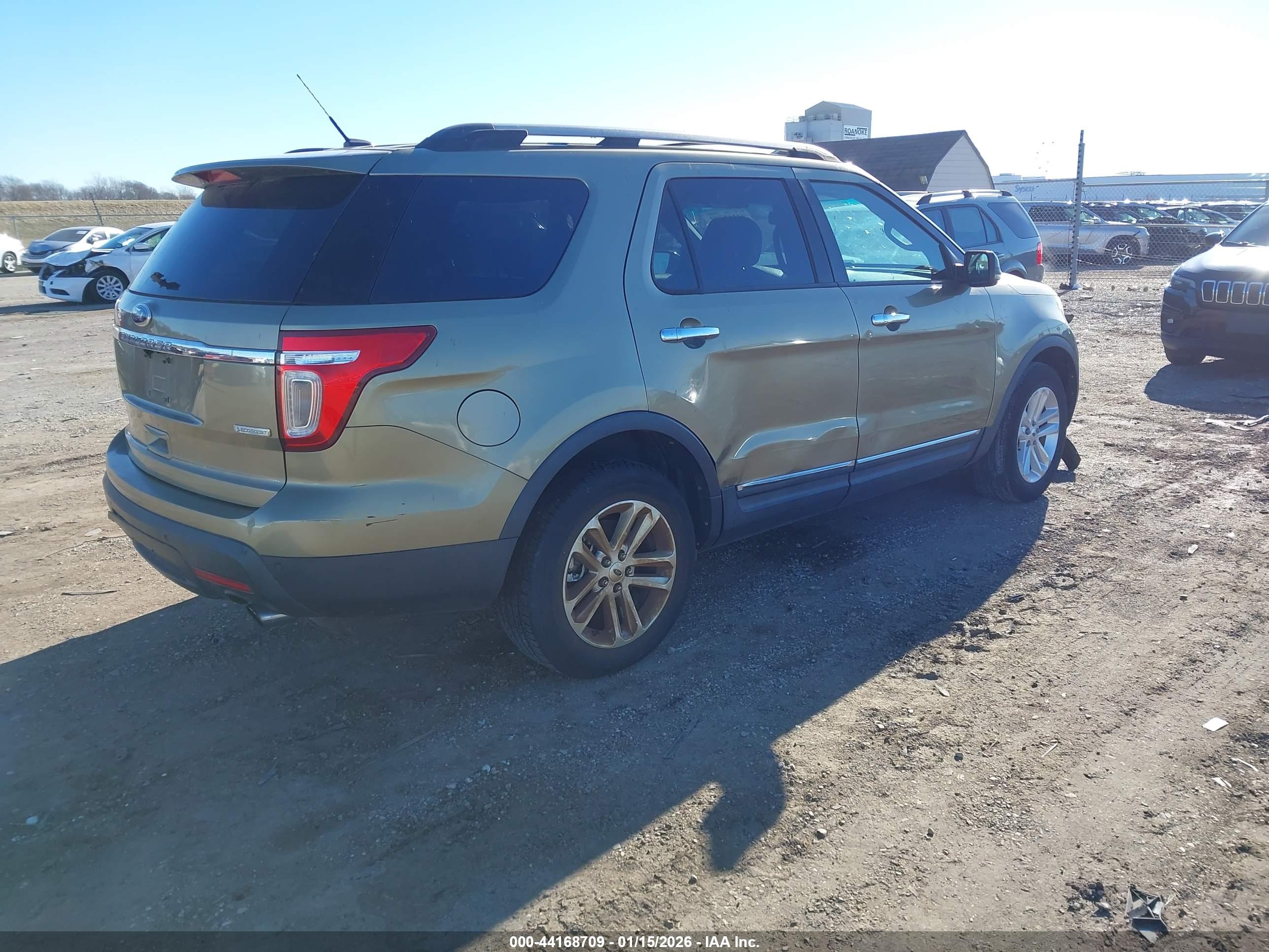 FORD EXPLORER image 4